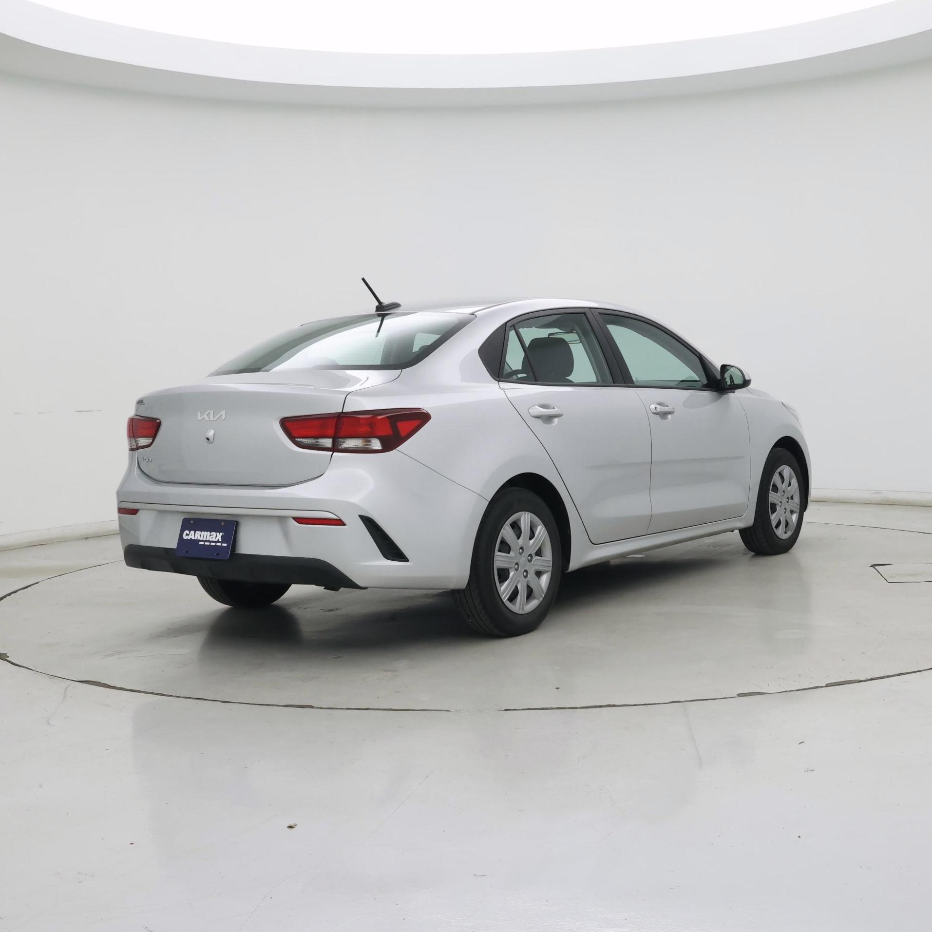 Thumbnail: 2023 Kia Rio - 8