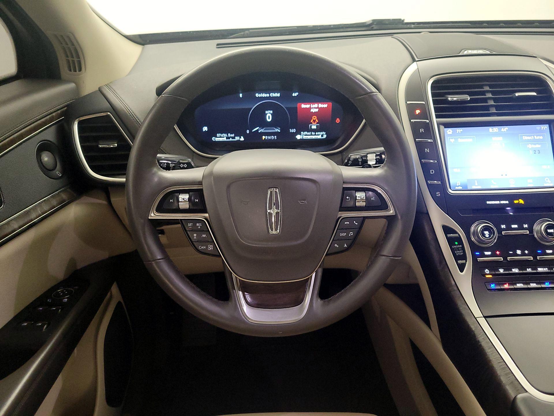 Thumbnail: 2019 Lincoln Nautilus - 10