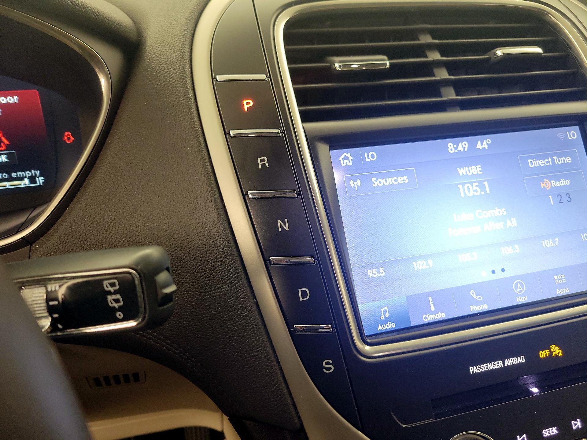 Thumbnail: 2019 Lincoln Nautilus - 18