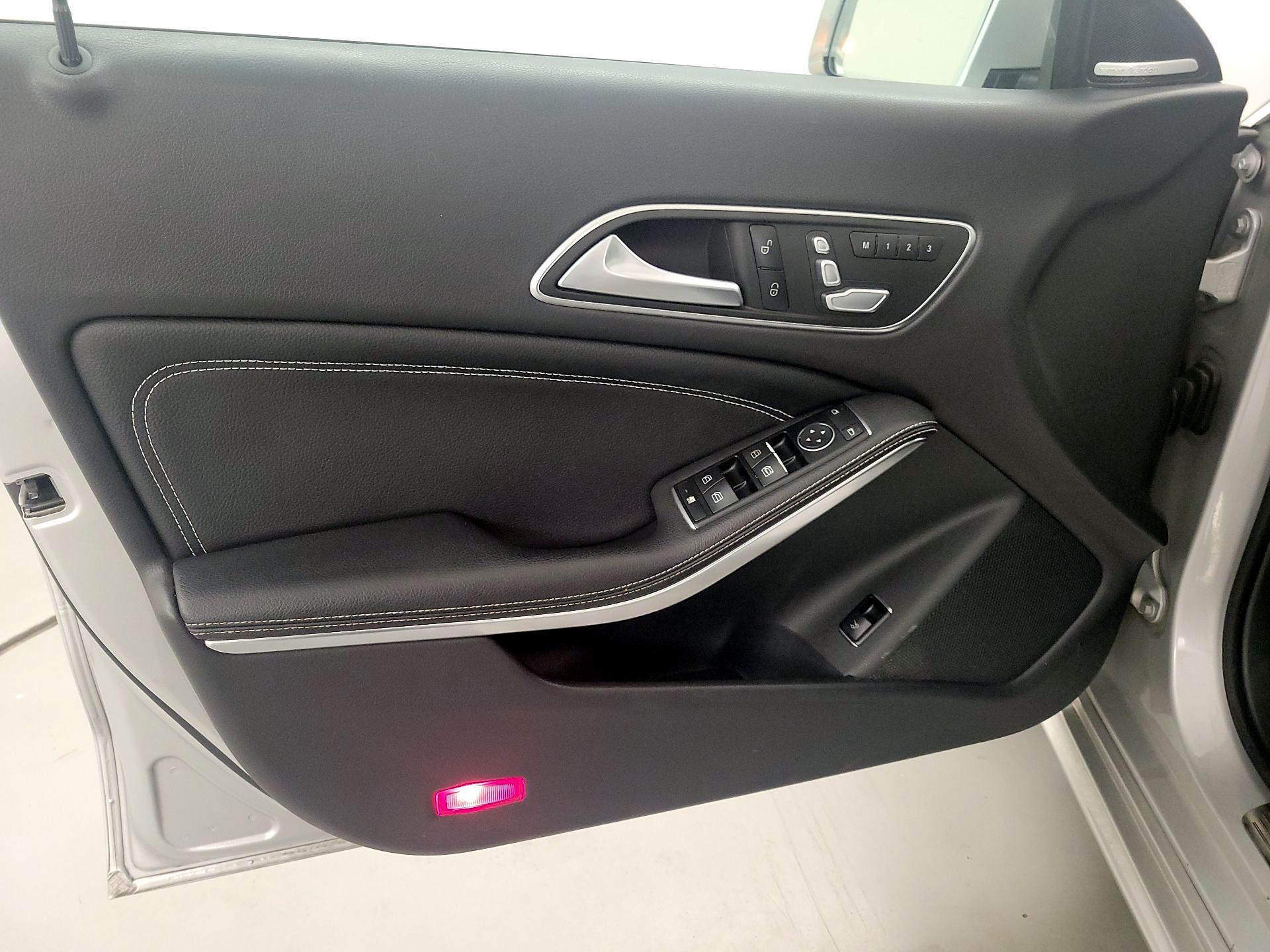 Thumbnail: 2017 Mercedes-Benz CLA - 12