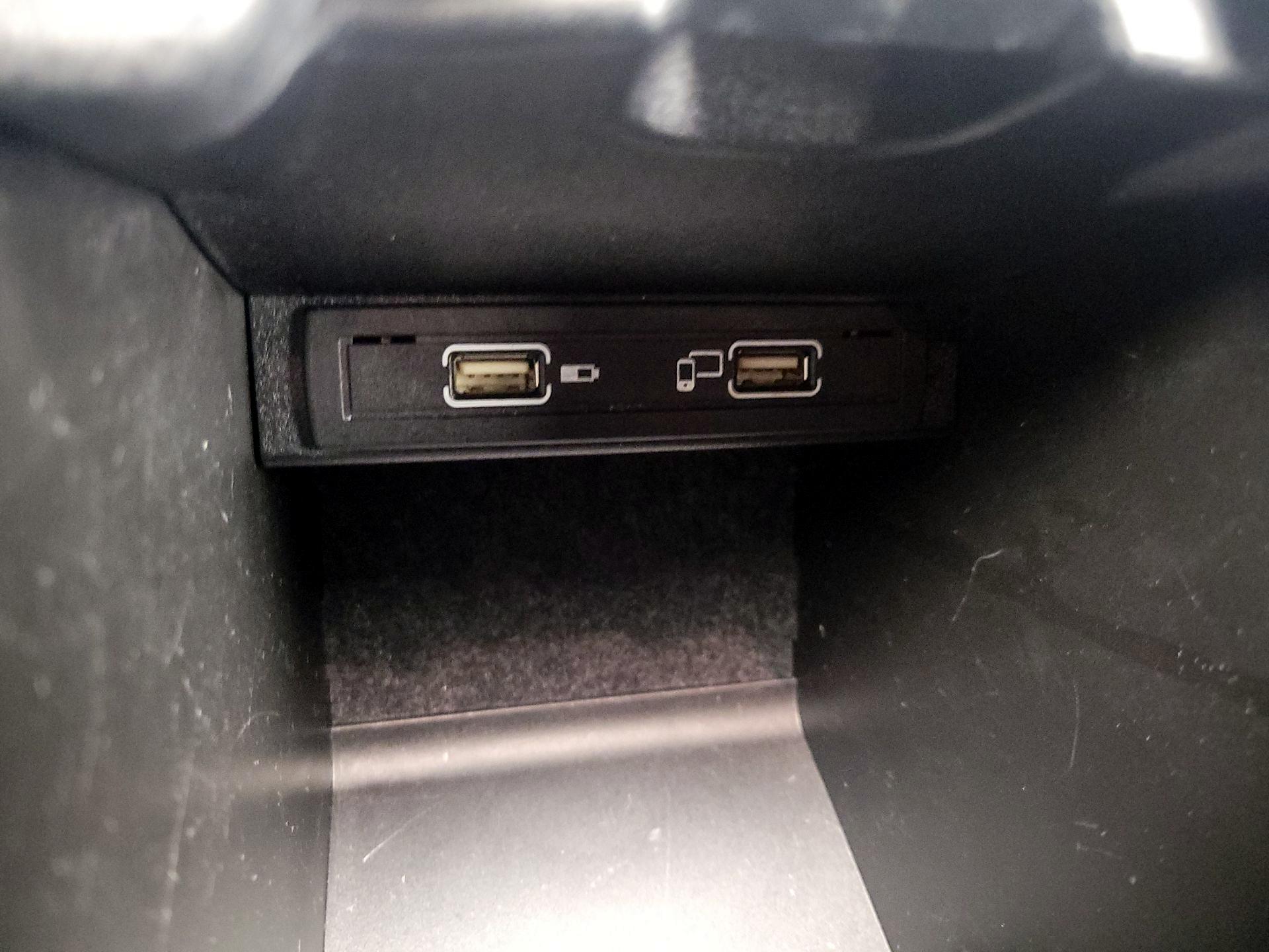 Thumbnail: 2017 Mercedes-Benz CLA - 19