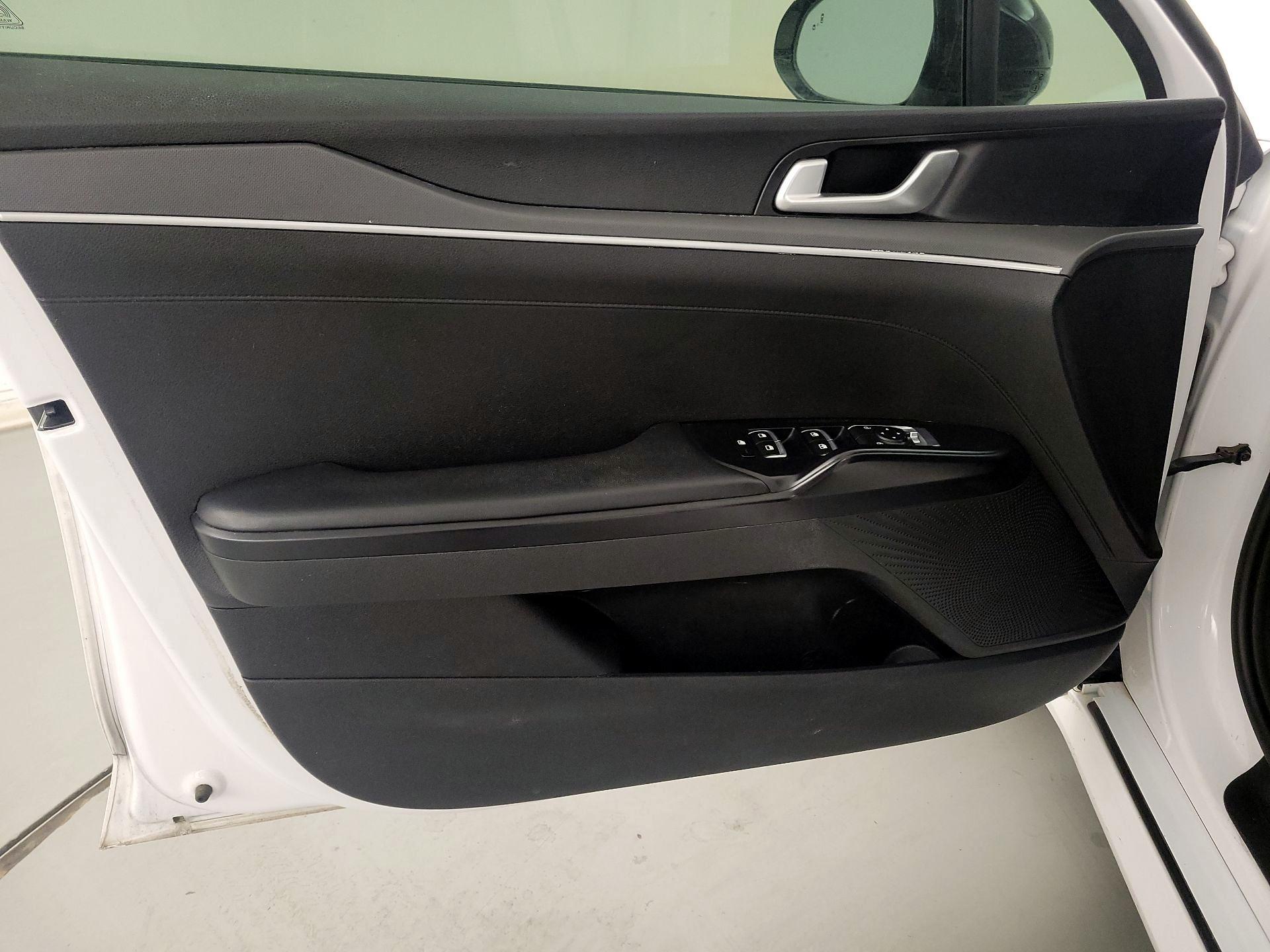 Thumbnail: 2021 Kia K5 - 12