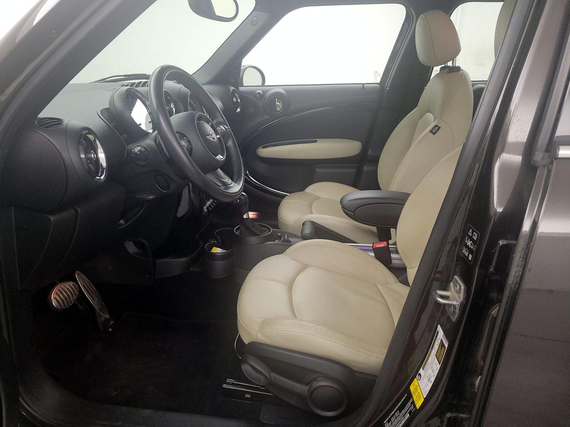 Thumbnail: 2015 MINI Cooper Countryman - 11