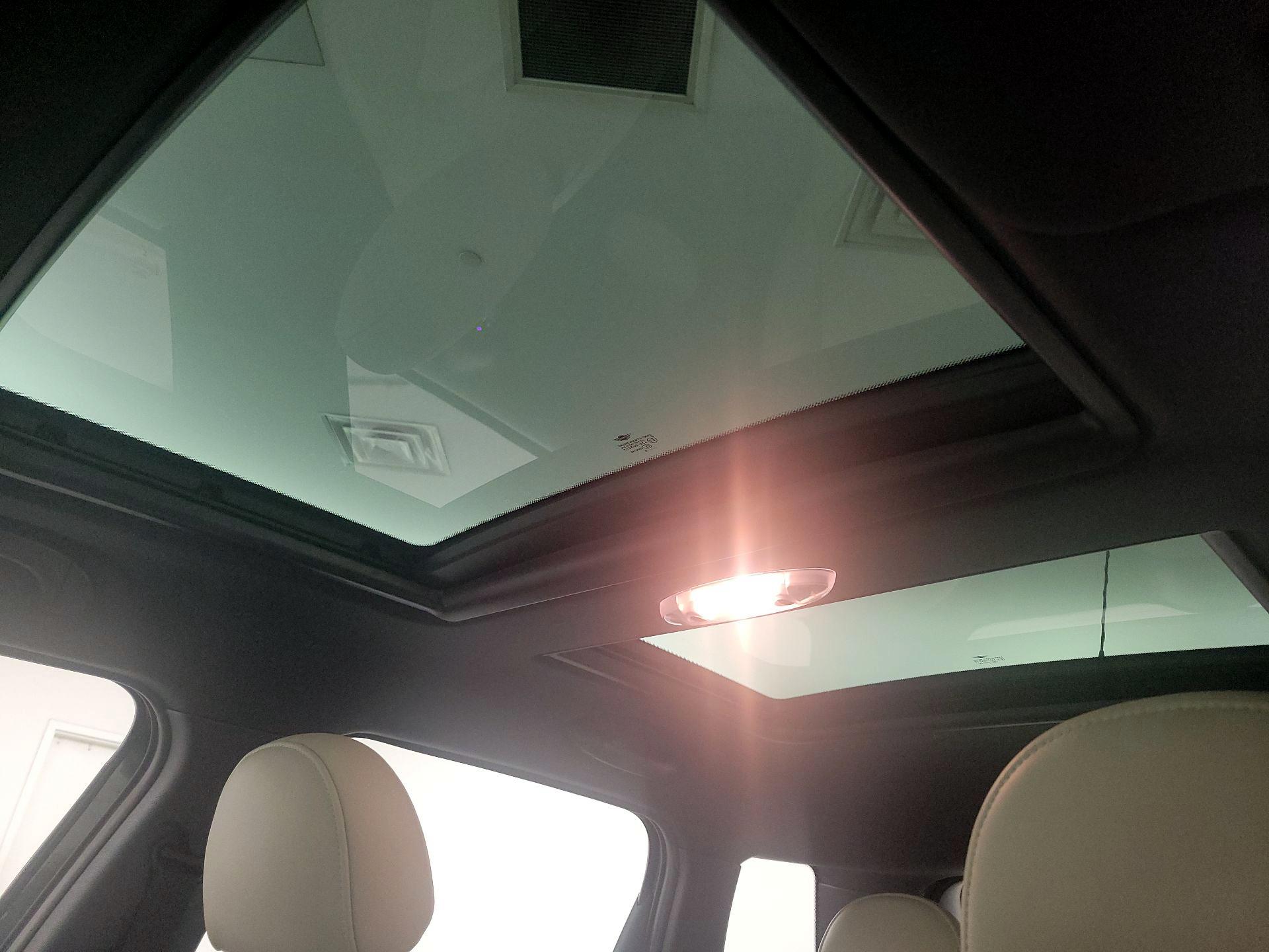 Thumbnail: 2015 MINI Cooper Countryman - 18