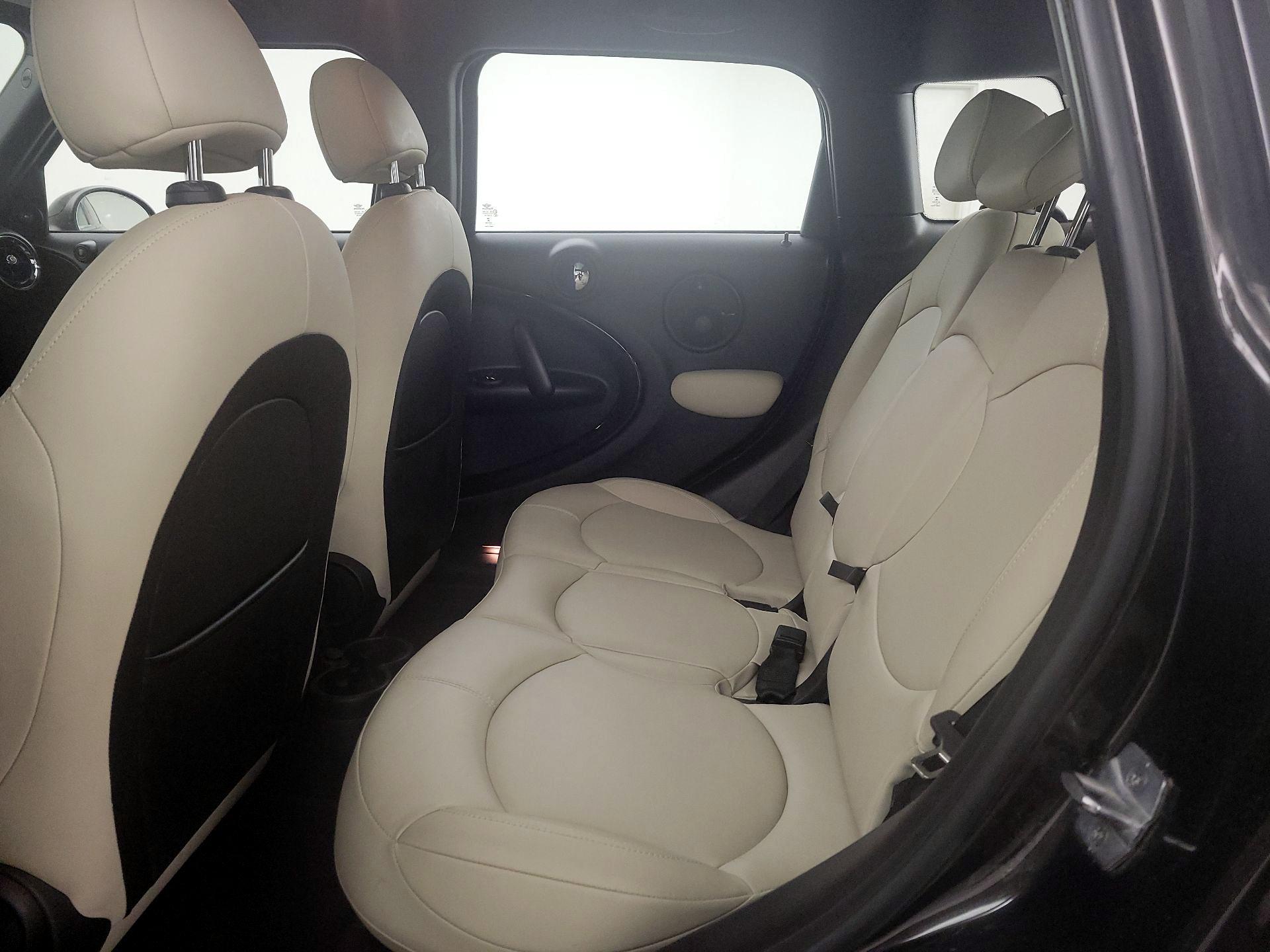 Thumbnail: 2015 MINI Cooper Countryman - 19