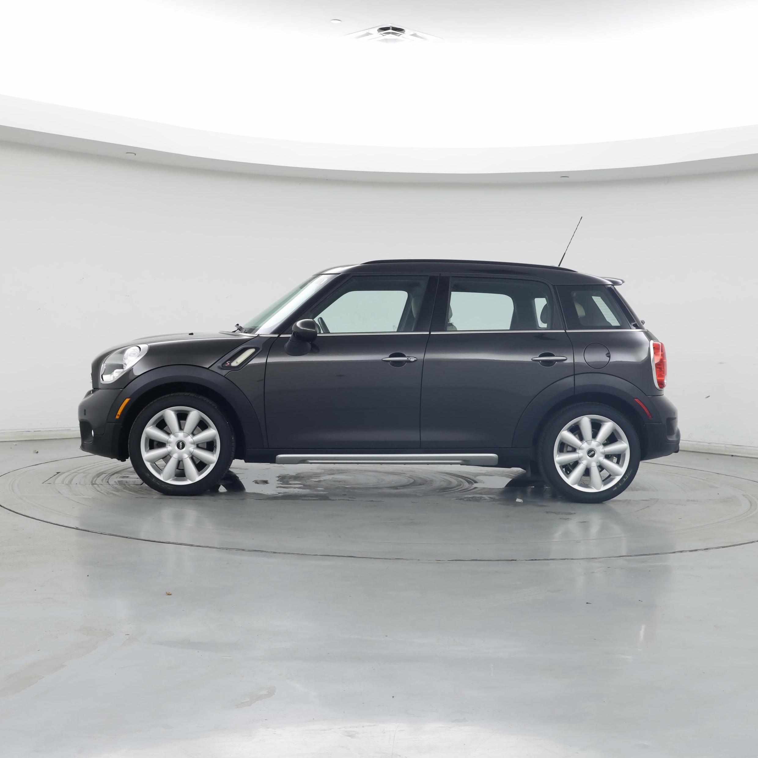 Thumbnail: 2015 MINI Cooper Countryman - 3