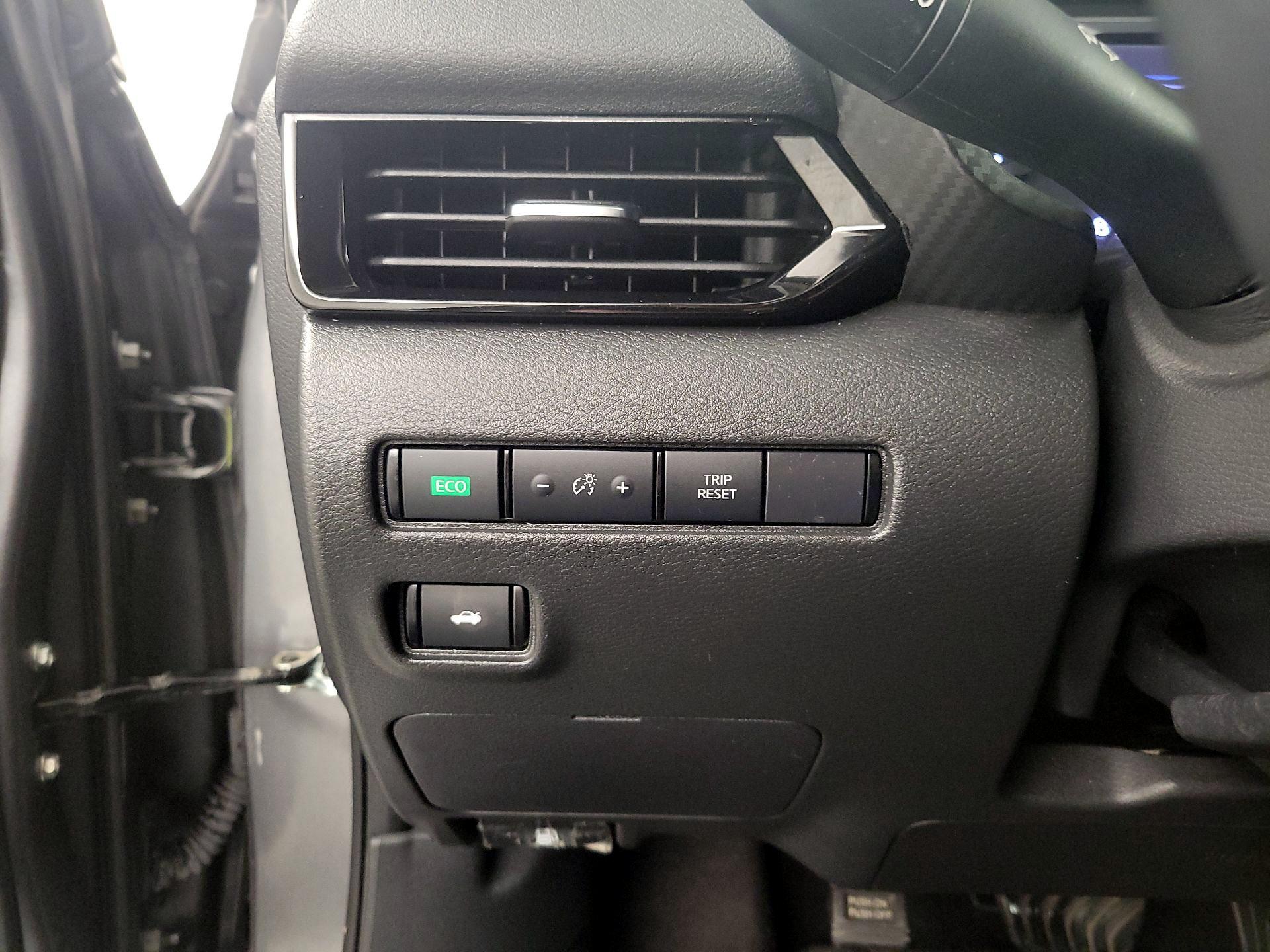 Thumbnail: 2023 Nissan Sentra - 13