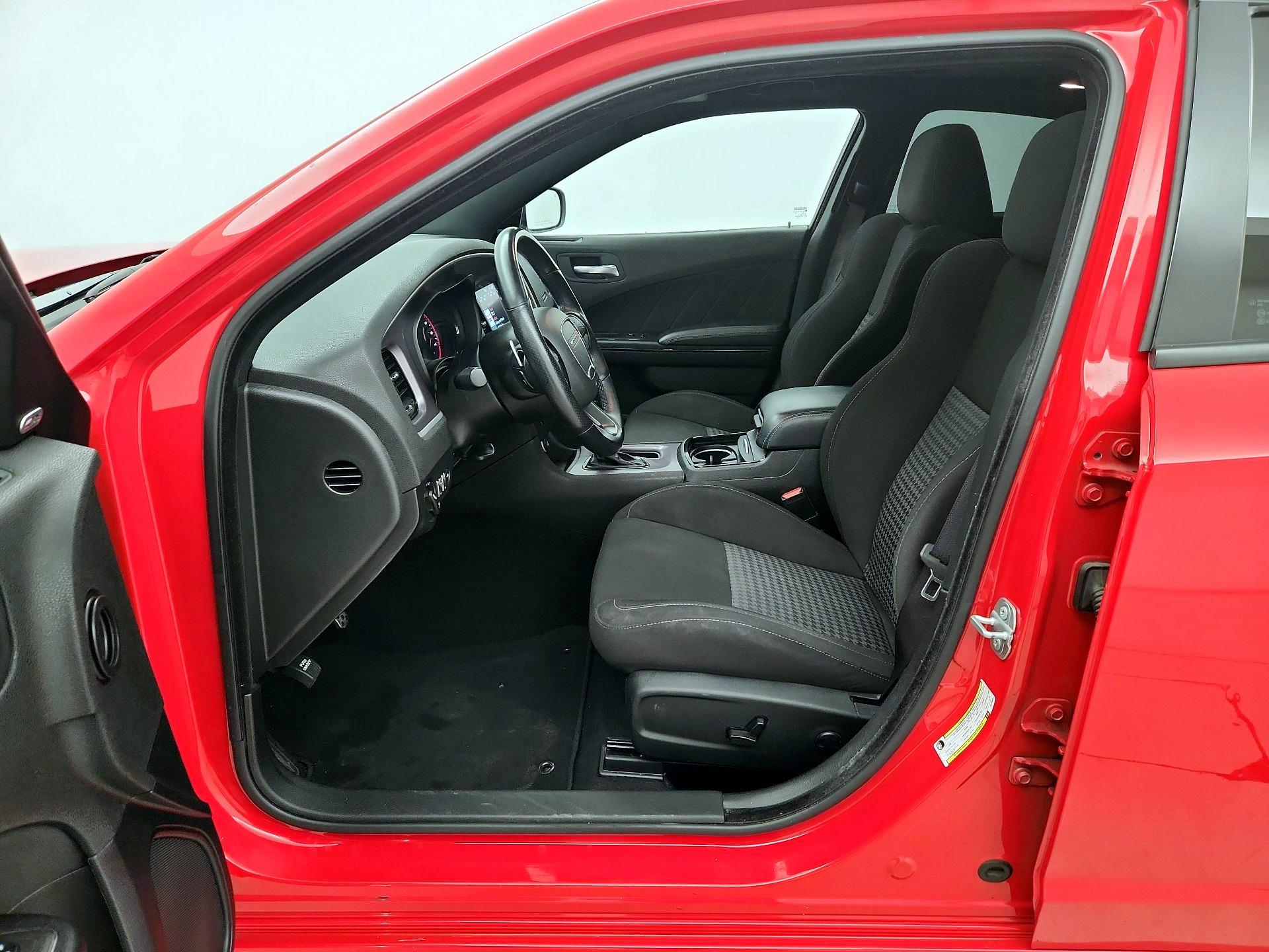 Thumbnail: 2022 Dodge Charger - 11