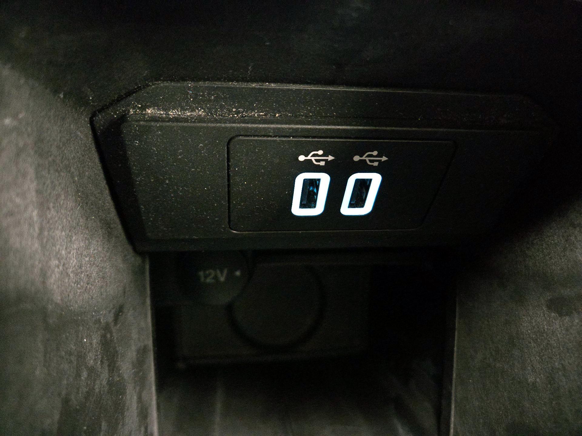 Thumbnail: 2016 Ford Escape - 18