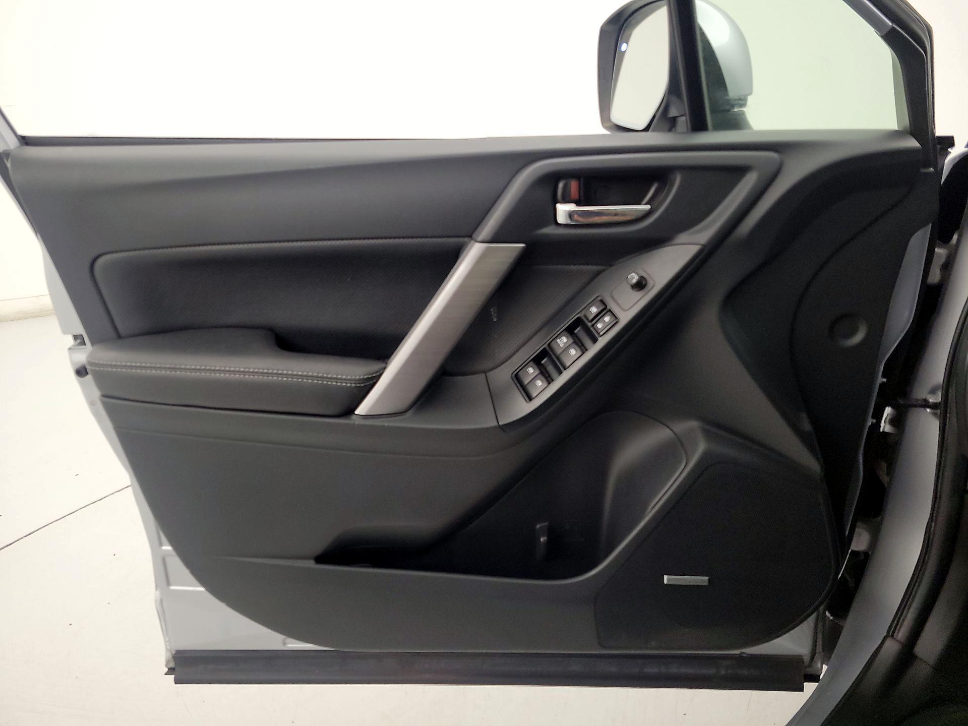 Thumbnail: 2016 Subaru Forester - 12