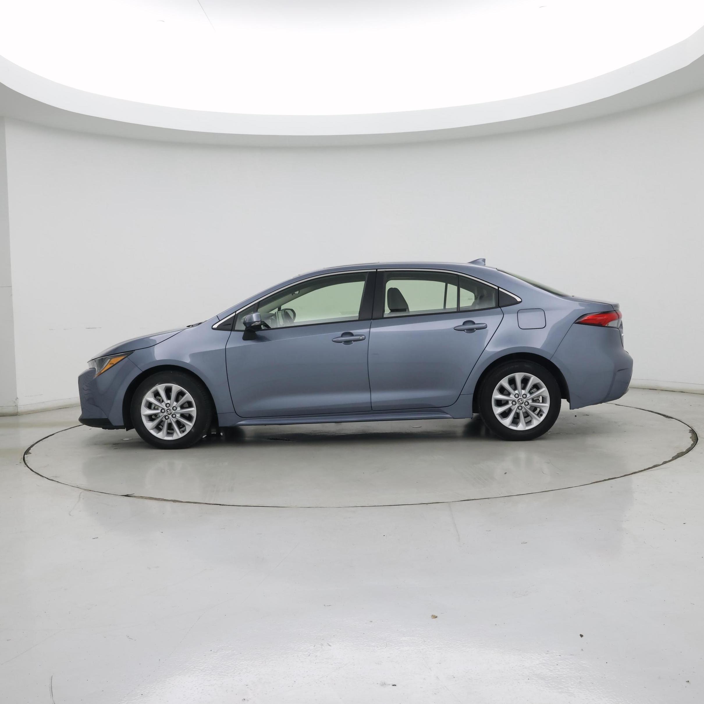 Thumbnail: 2020 Toyota Corolla - 3