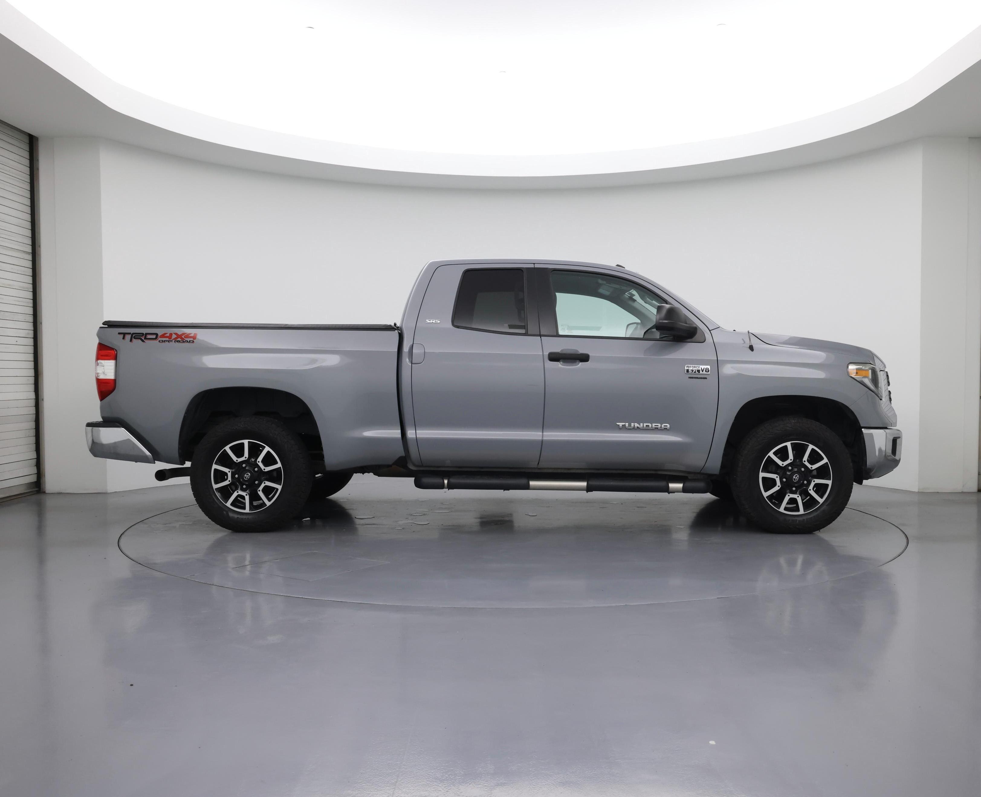 Thumbnail: 2018 Toyota Tundra - 7