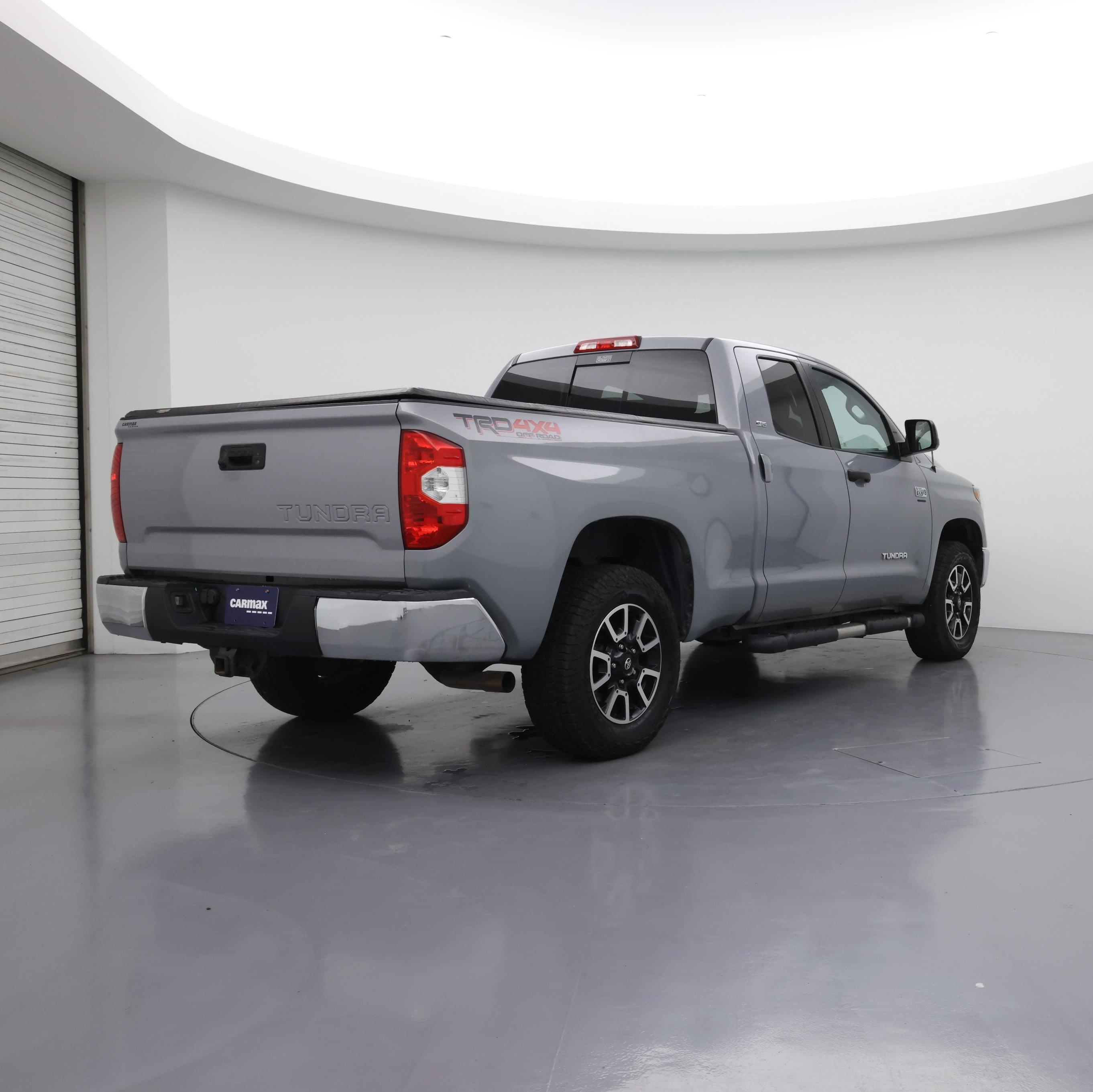 Thumbnail: 2018 Toyota Tundra - 8