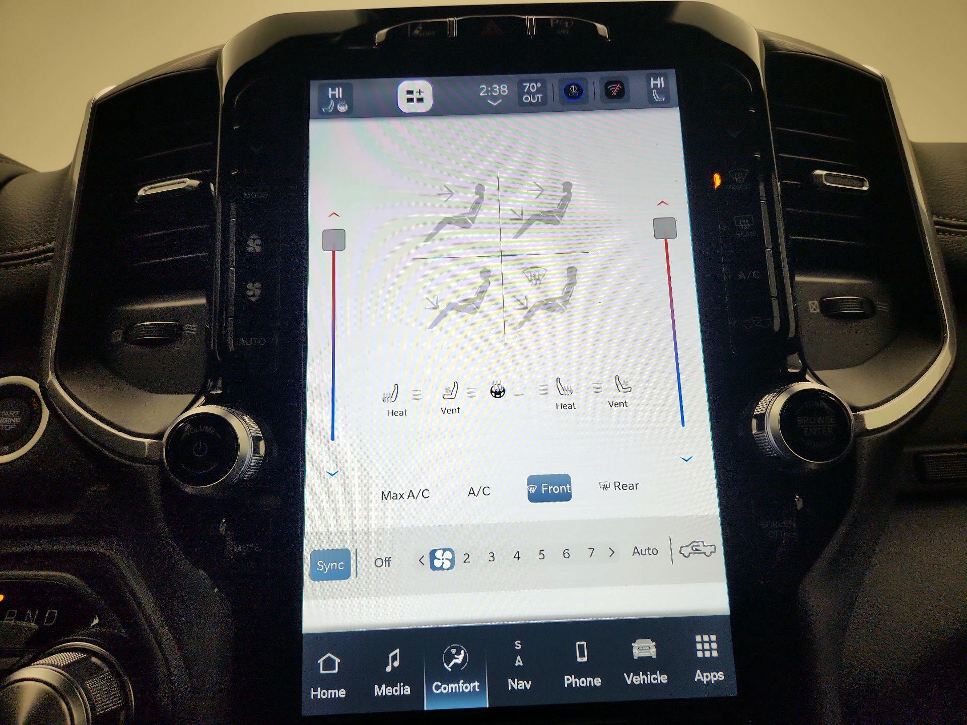 Thumbnail: 2023 RAM 1500 - 17