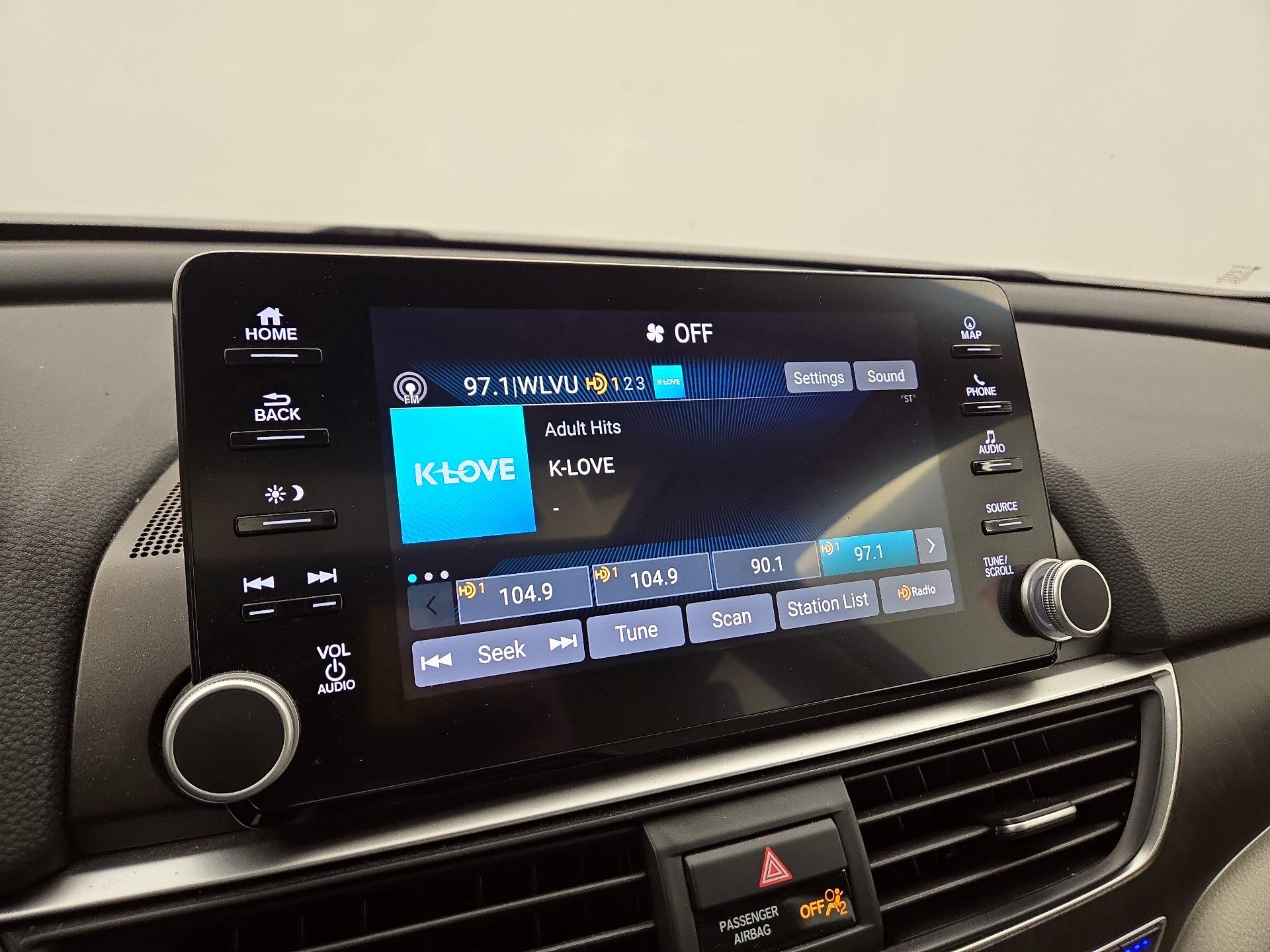 Thumbnail: 2018 Honda Accord - 16