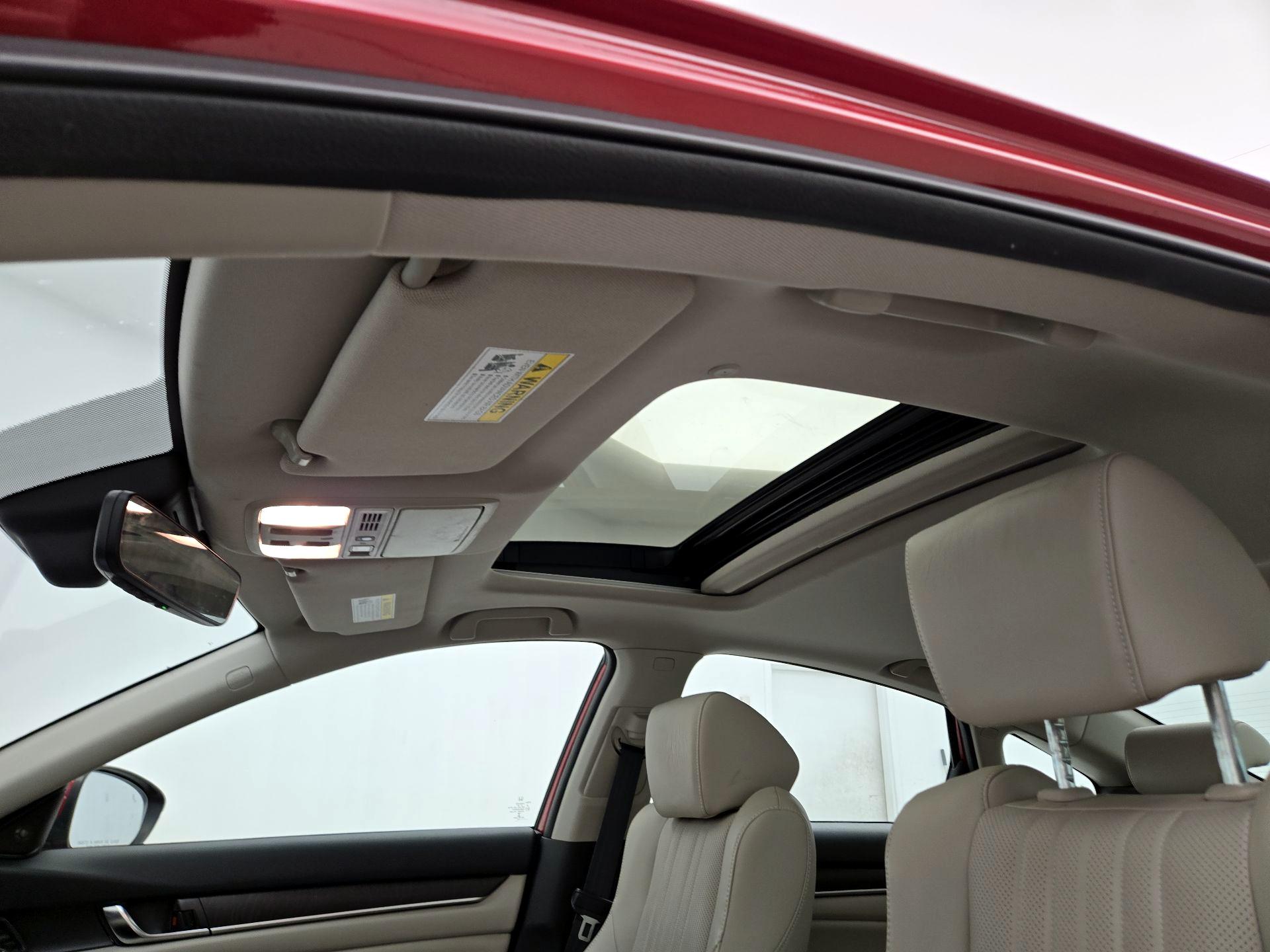 Thumbnail: 2018 Honda Accord - 20