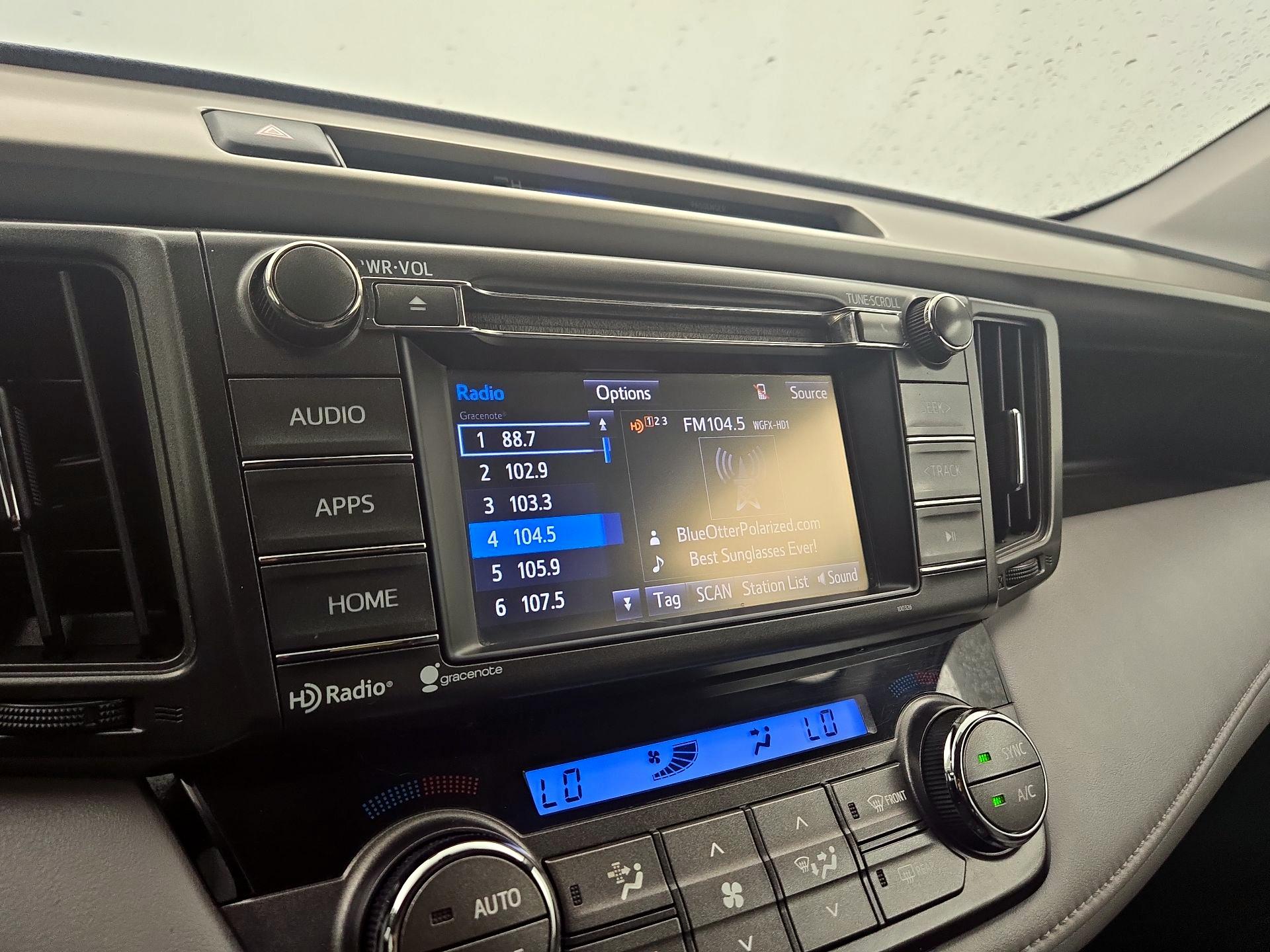 Thumbnail: 2015 Toyota RAV4 - 15