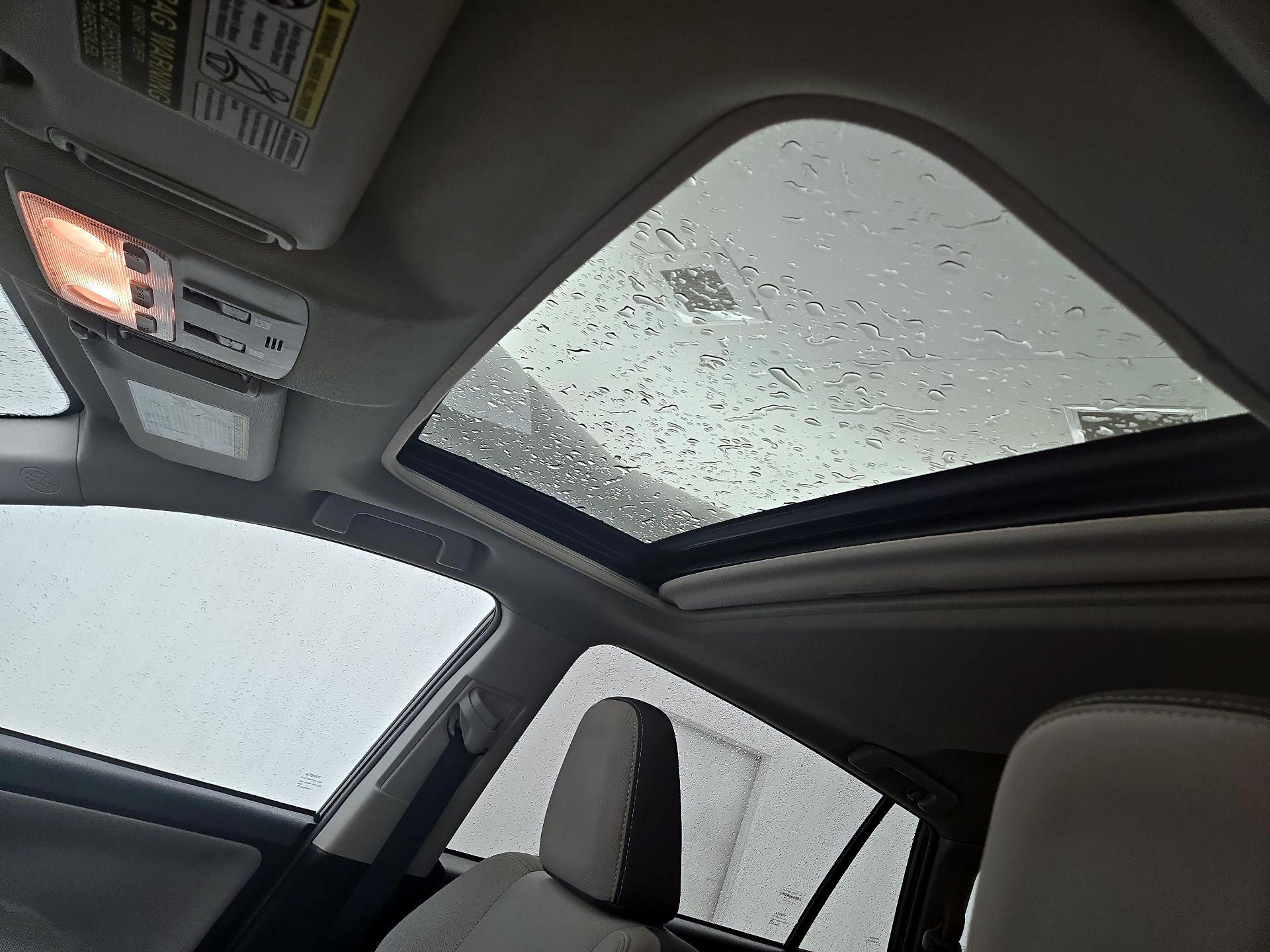 Thumbnail: 2015 Toyota RAV4 - 19