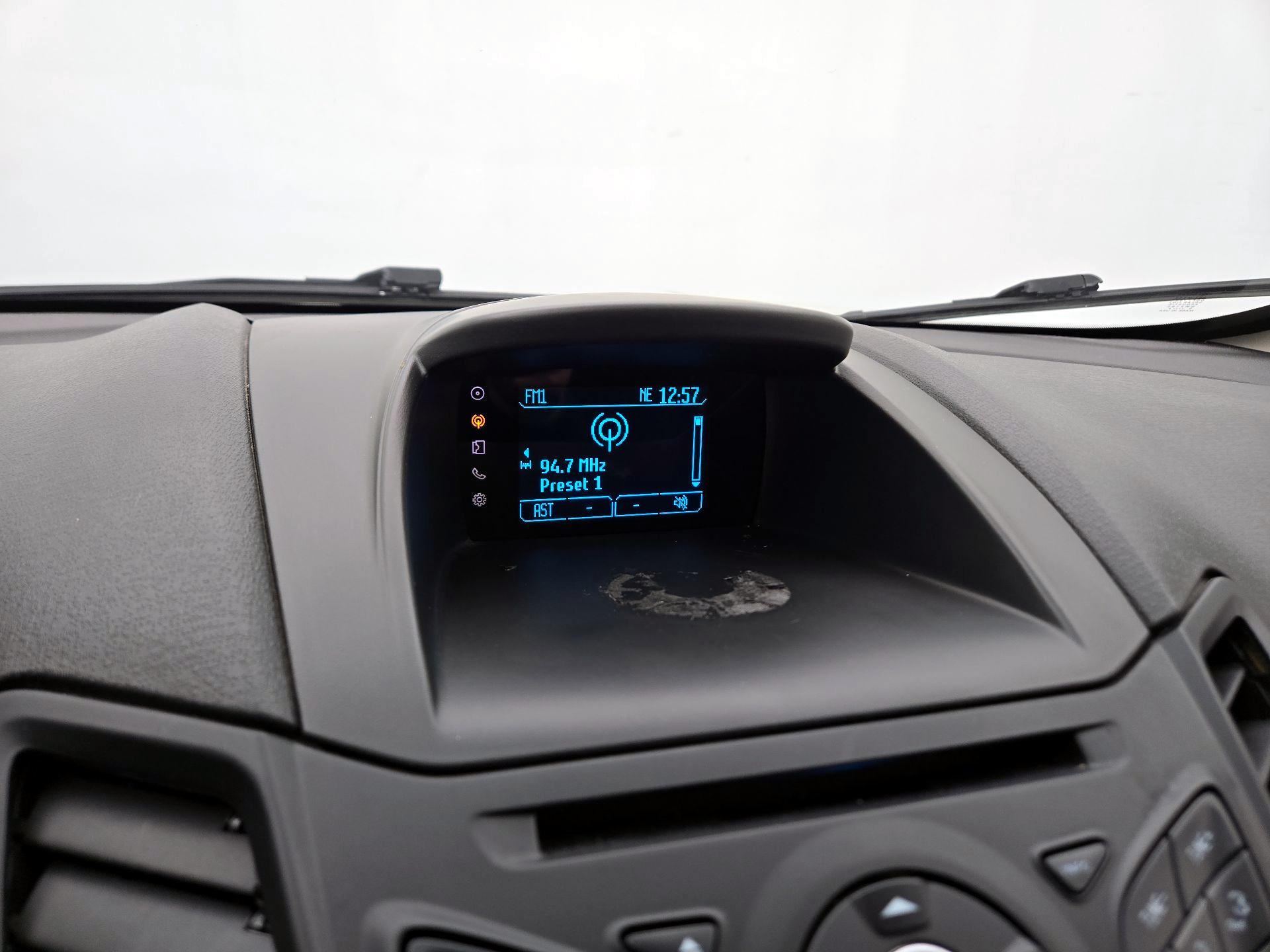 Thumbnail: 2015 Ford Fiesta - 14