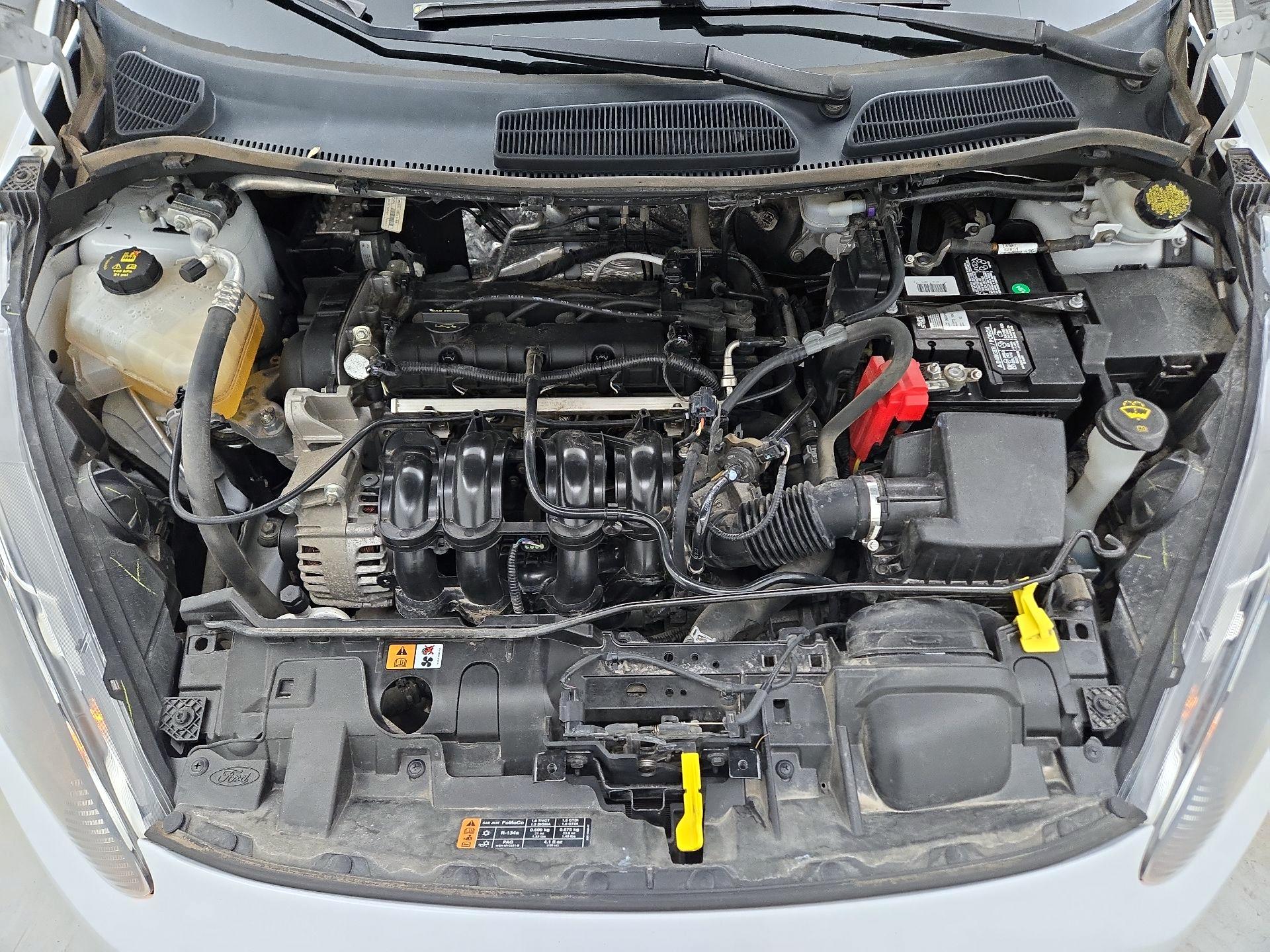 Thumbnail: 2015 Ford Fiesta - 20