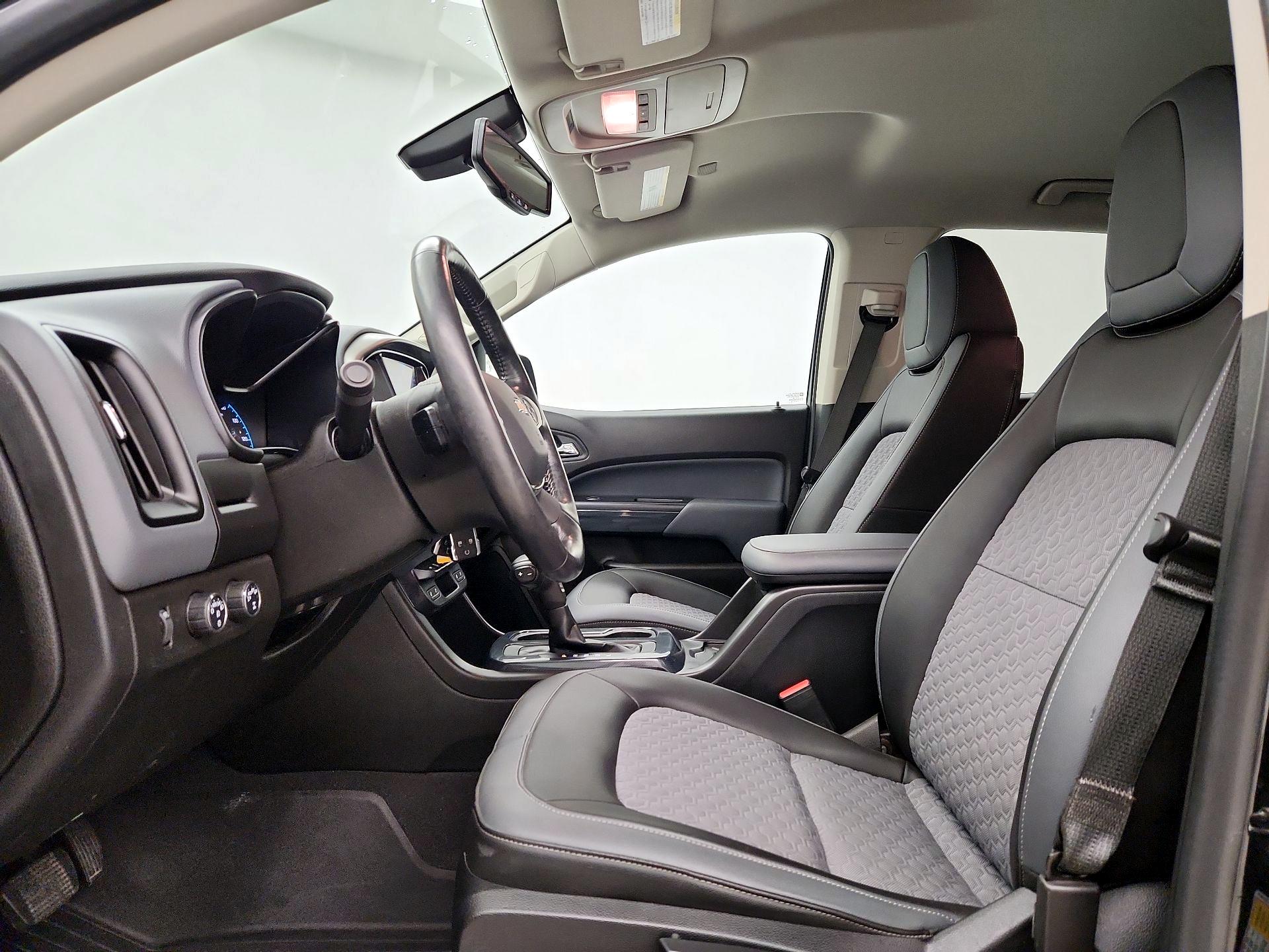 Thumbnail: 2019 Chevrolet Colorado - 11