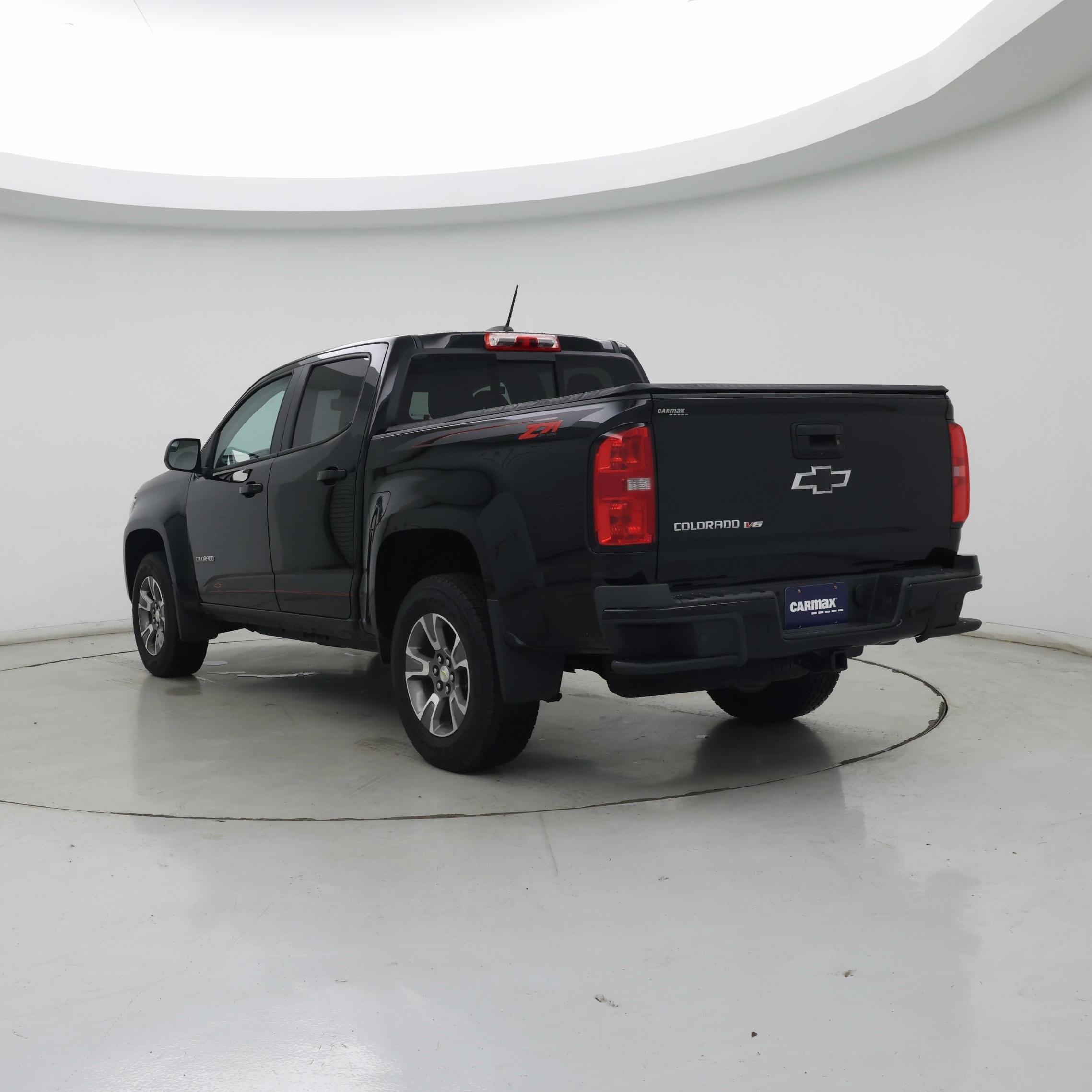 Thumbnail: 2019 Chevrolet Colorado - 2