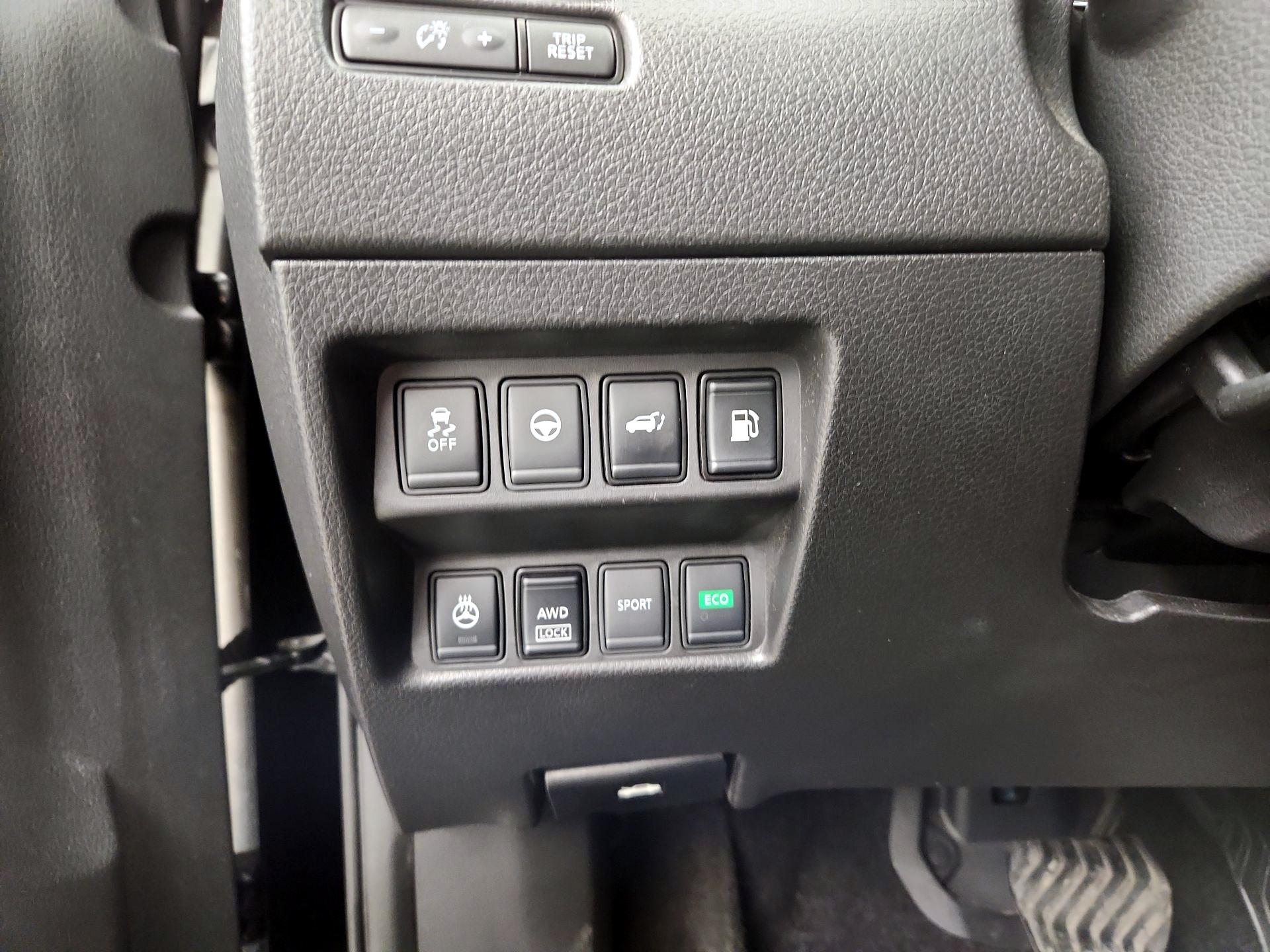 Thumbnail: 2019 Nissan Rogue - 13