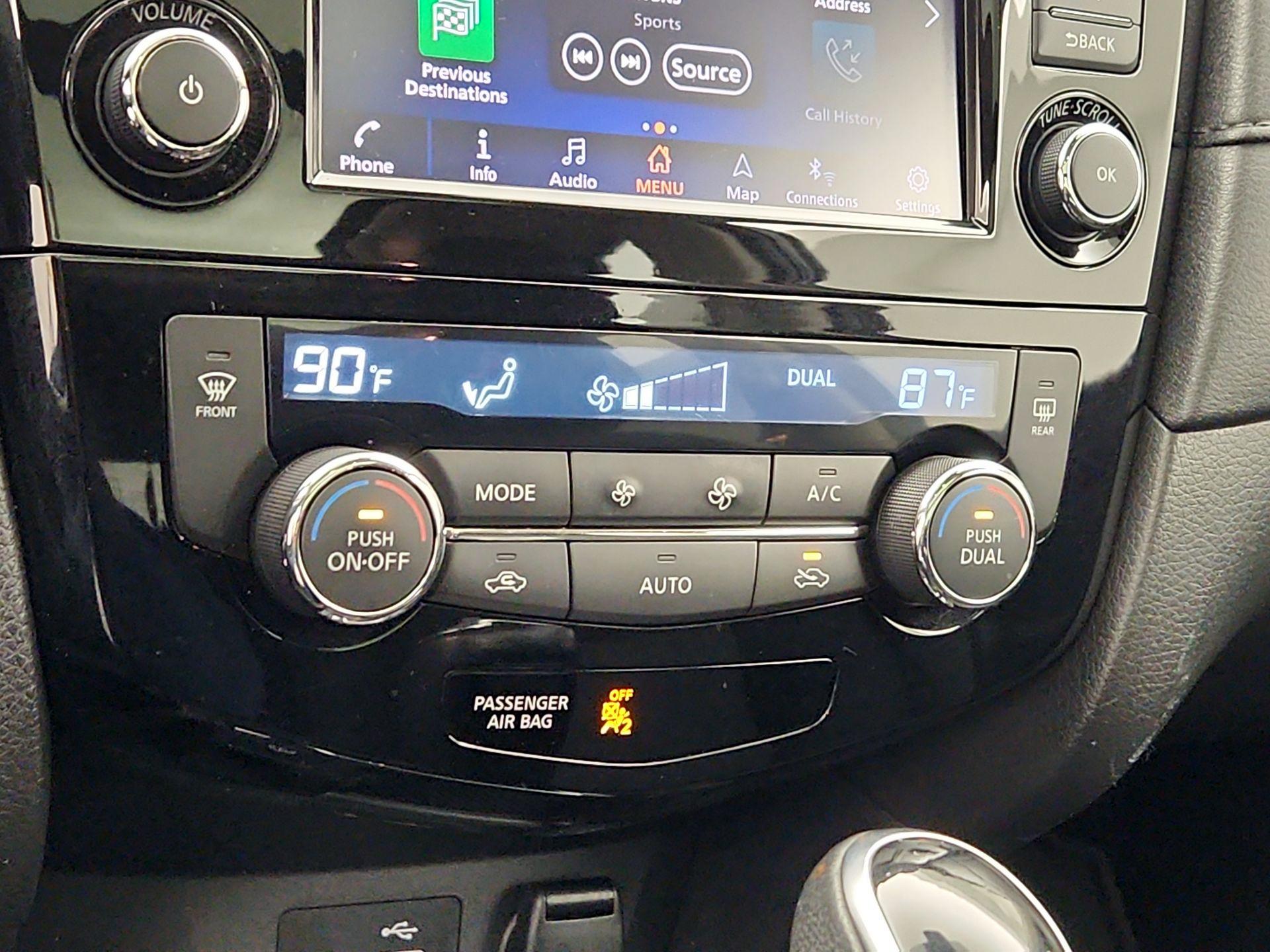 Thumbnail: 2019 Nissan Rogue - 17