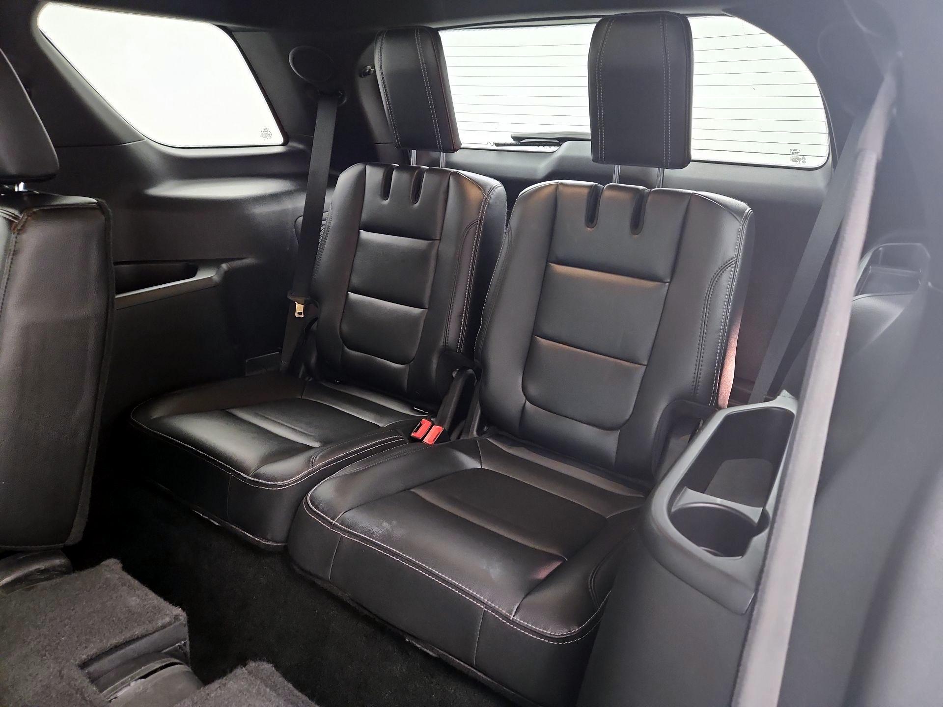 Thumbnail: 2016 Ford Explorer - 20