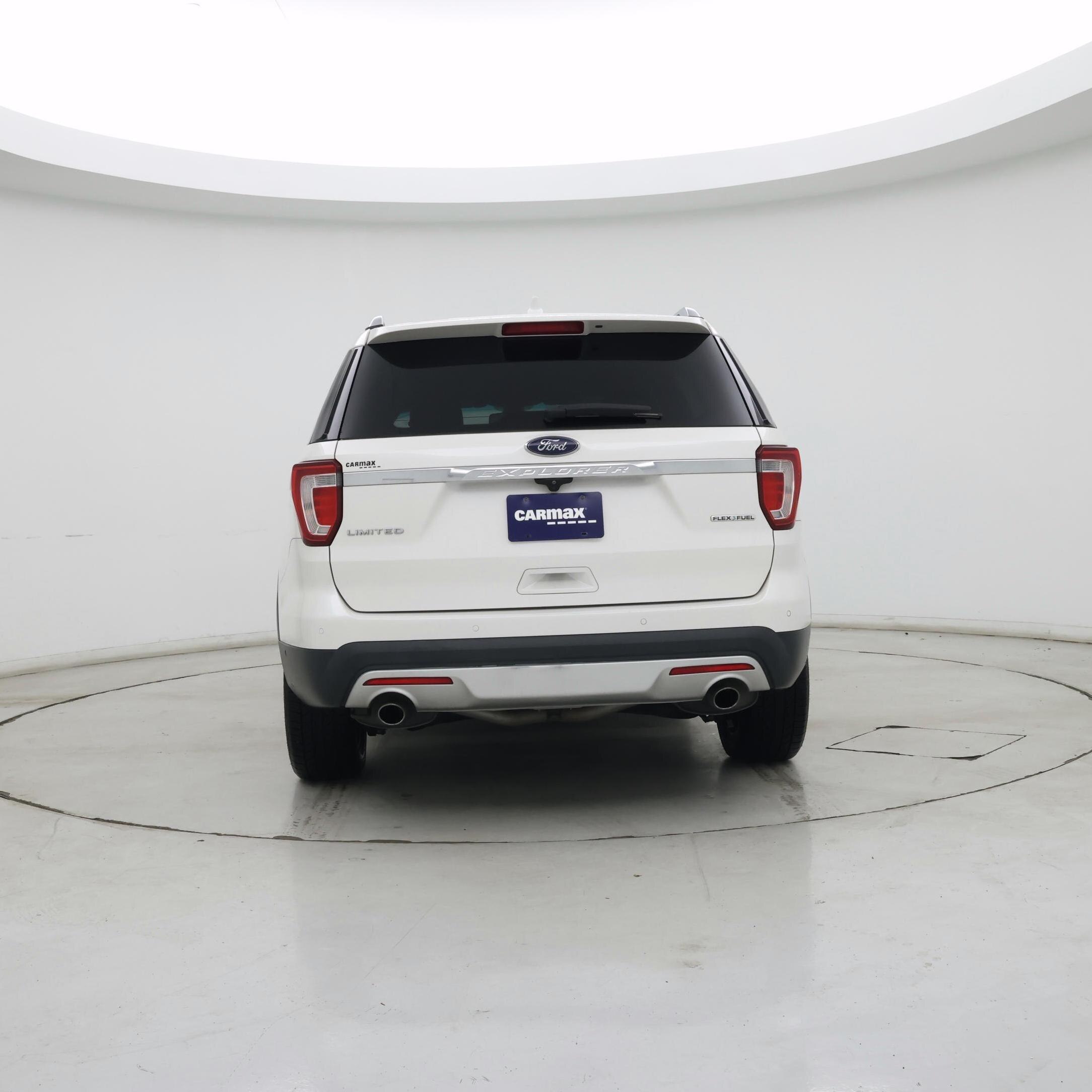 Thumbnail: 2016 Ford Explorer - 6