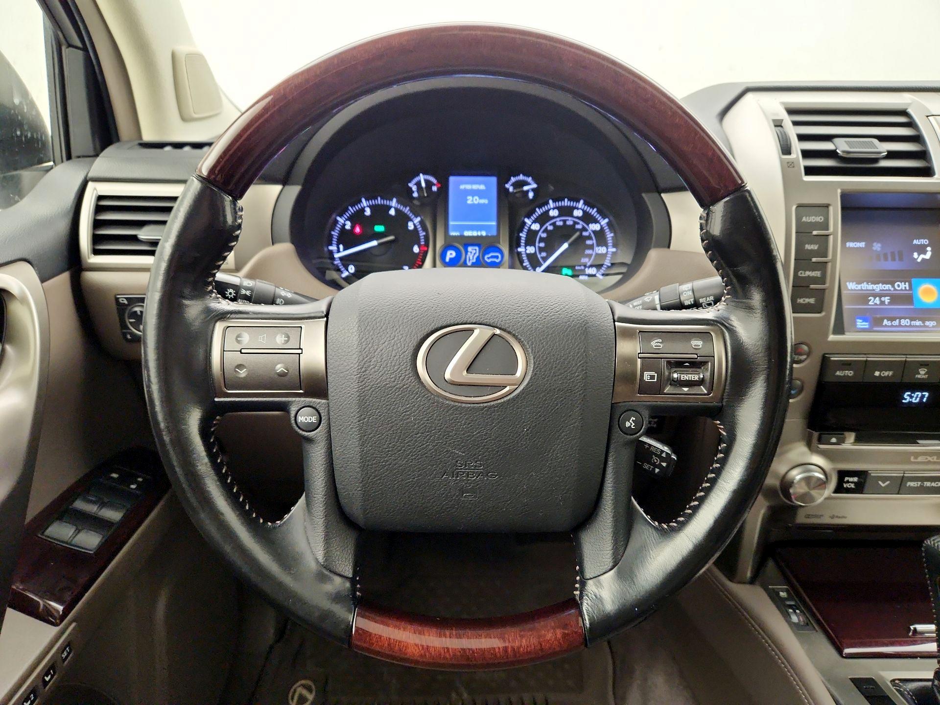 Thumbnail: 2017 Lexus GX - 10