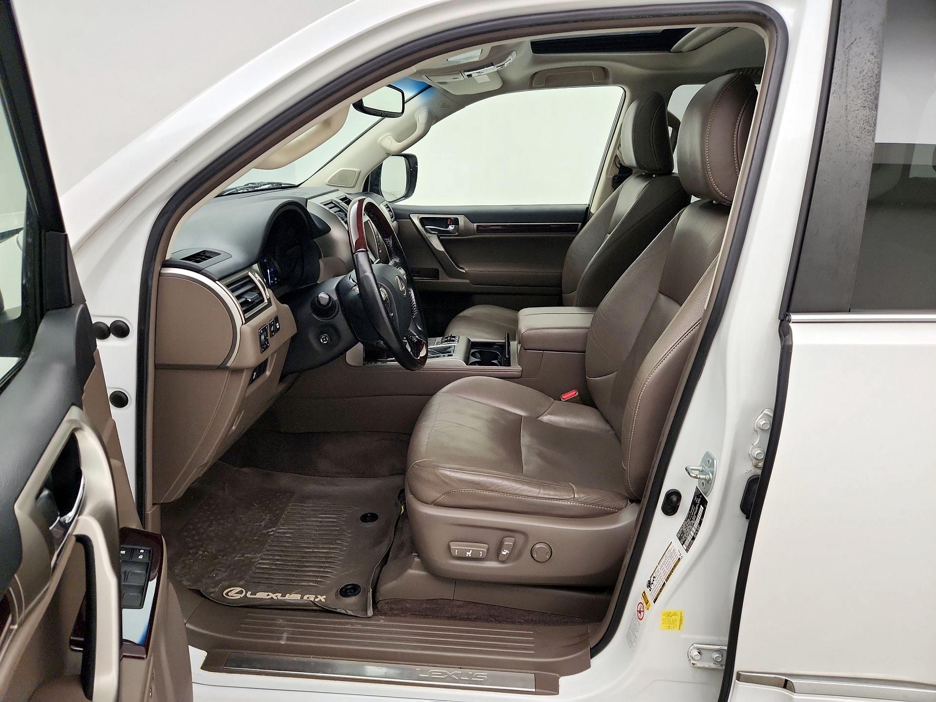 Thumbnail: 2017 Lexus GX - 11