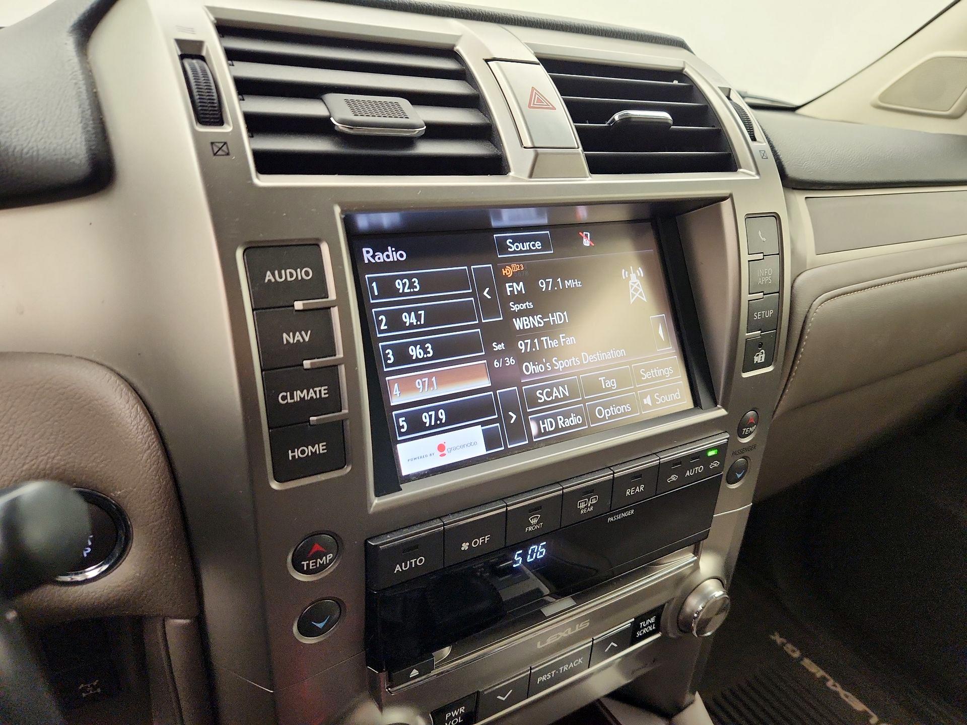 Thumbnail: 2017 Lexus GX - 16