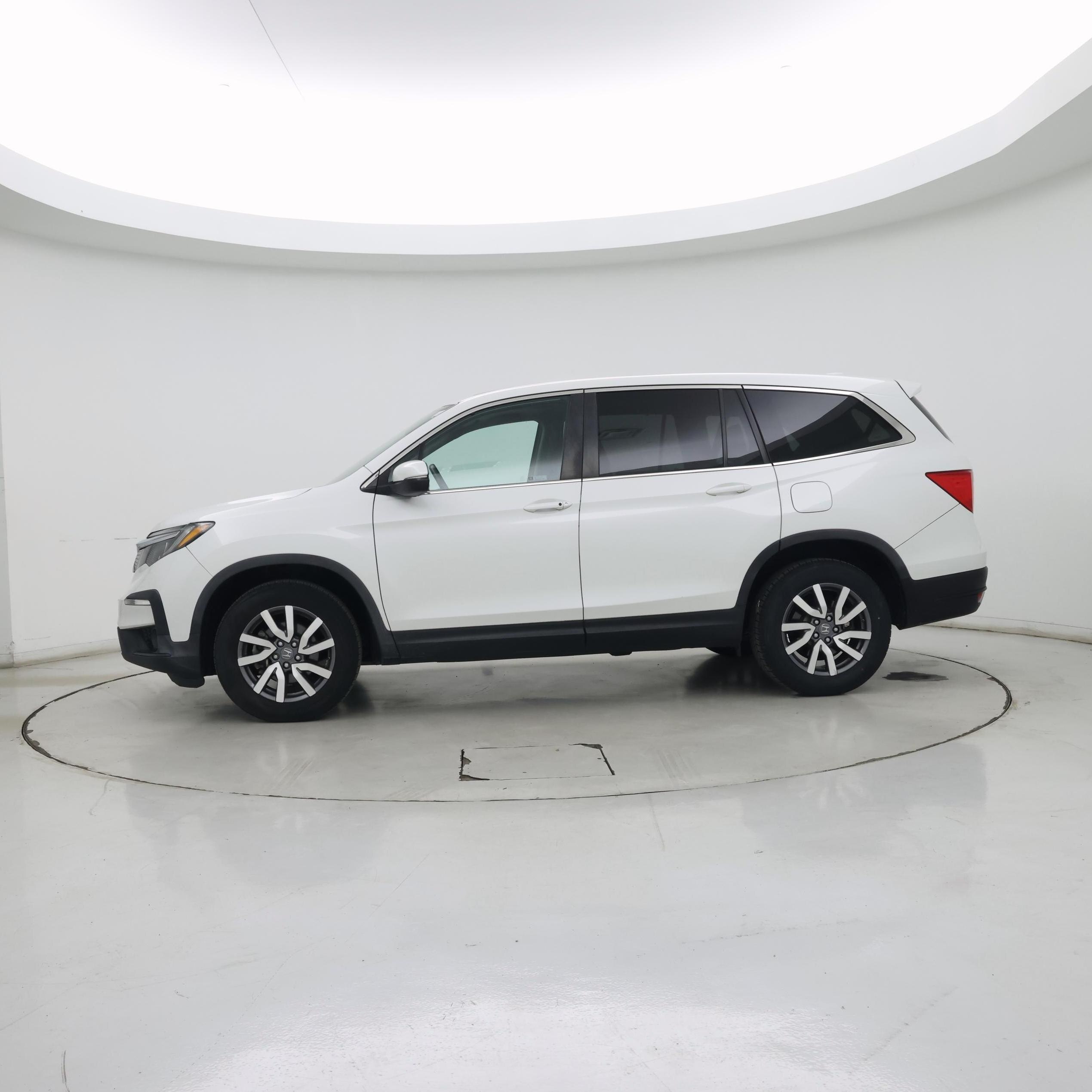 Thumbnail: 2020 Honda Pilot - 3