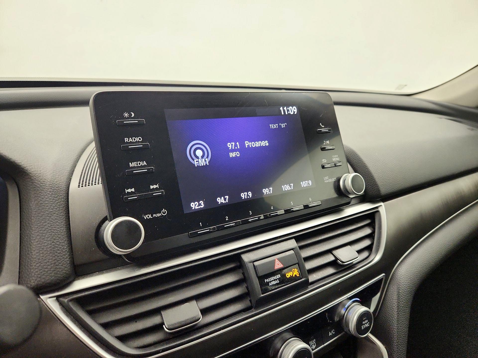 Thumbnail: 2018 Honda Accord - 15