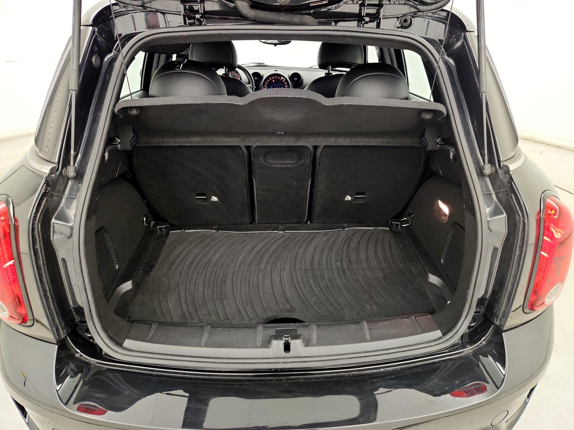 Thumbnail: 2016 MINI Cooper Countryman - 18