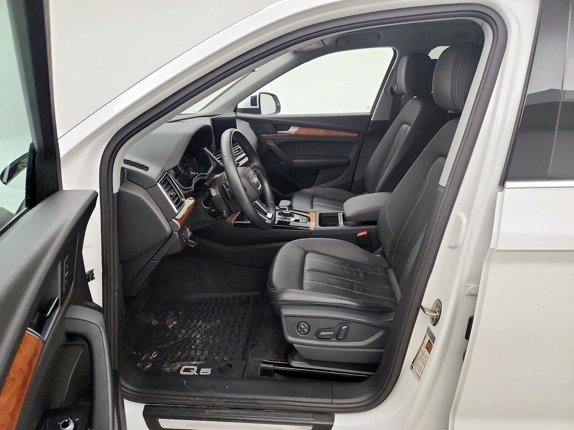 Thumbnail: 2021 Audi Q5 - 11