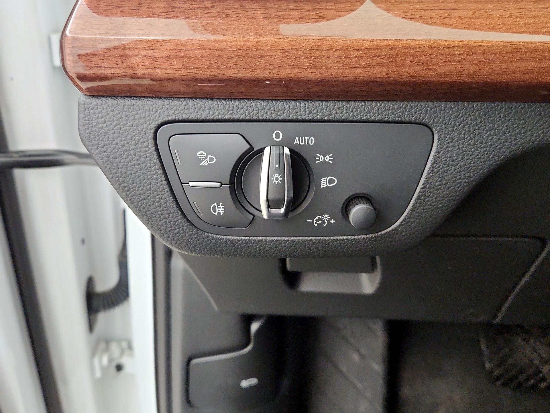 Thumbnail: 2021 Audi Q5 - 13