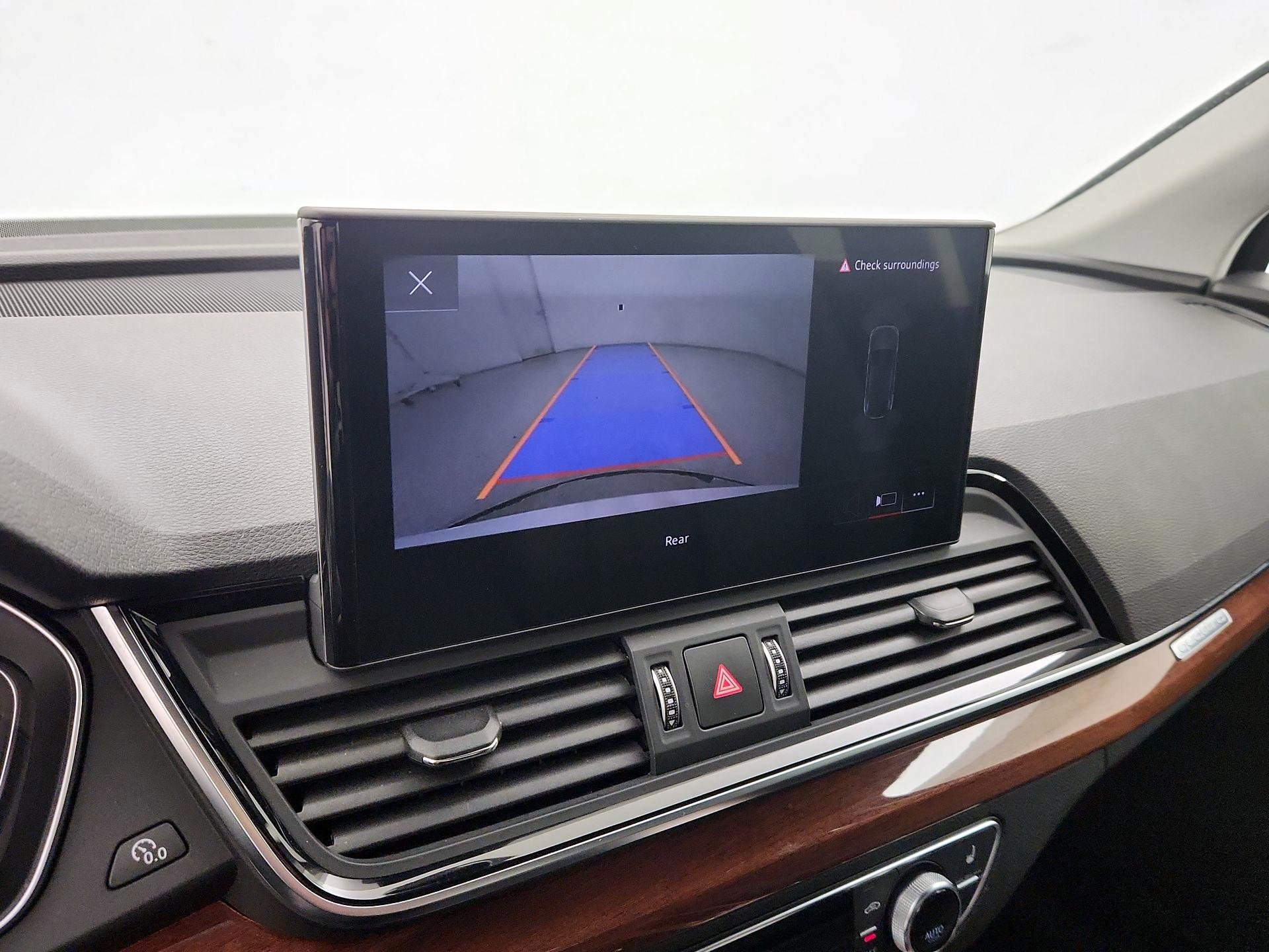 Thumbnail: 2021 Audi Q5 - 14