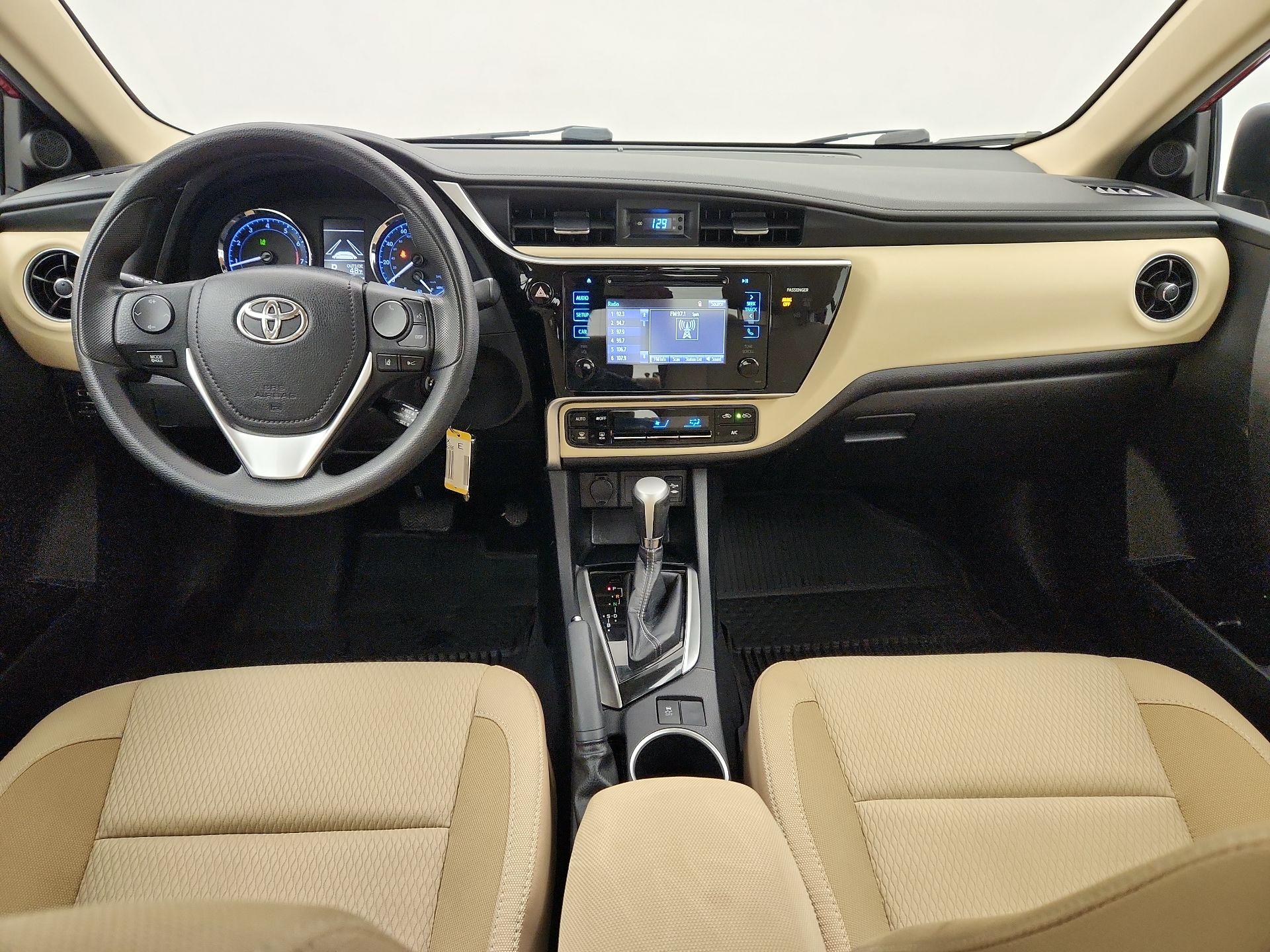 Thumbnail: 2017 Toyota Corolla - 9