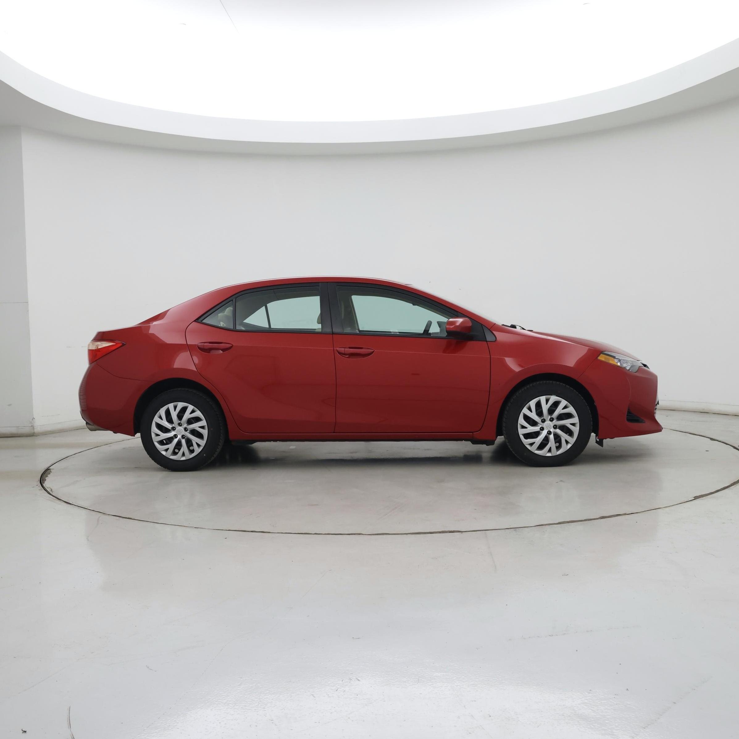 Thumbnail: 2017 Toyota Corolla - 7