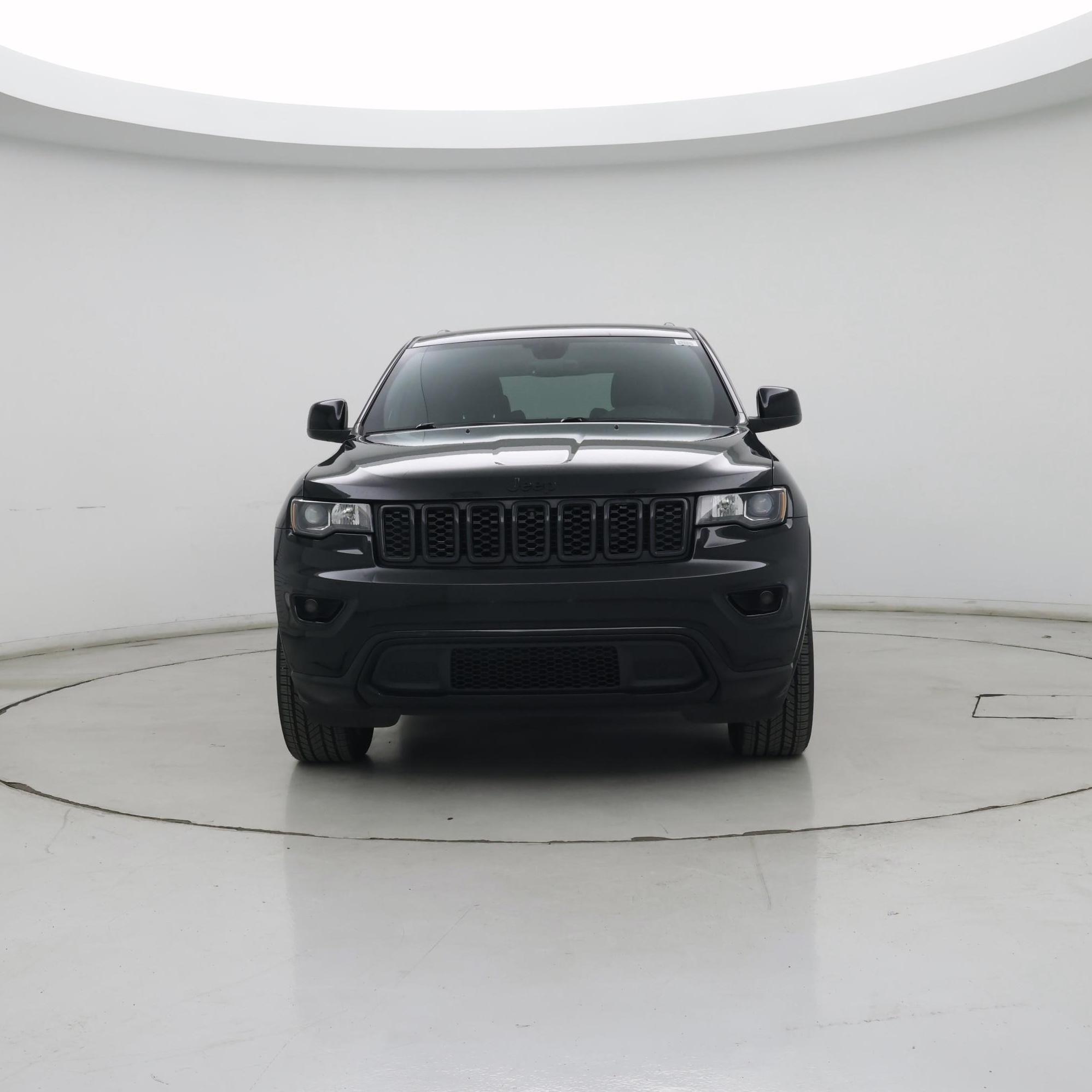 Thumbnail: 2018 Jeep Grand Cherokee - 5