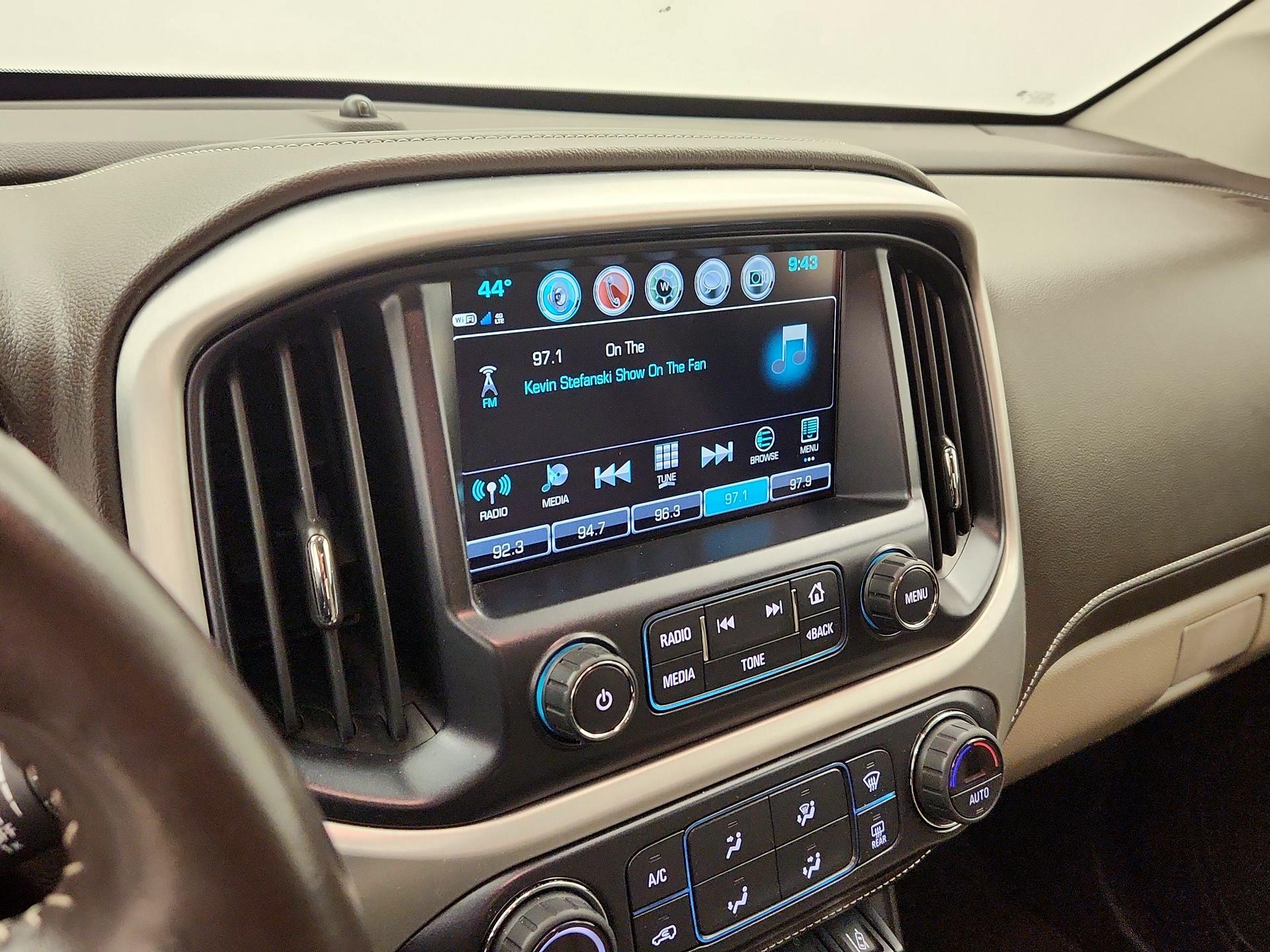 Thumbnail: 2018 GMC Canyon - 16