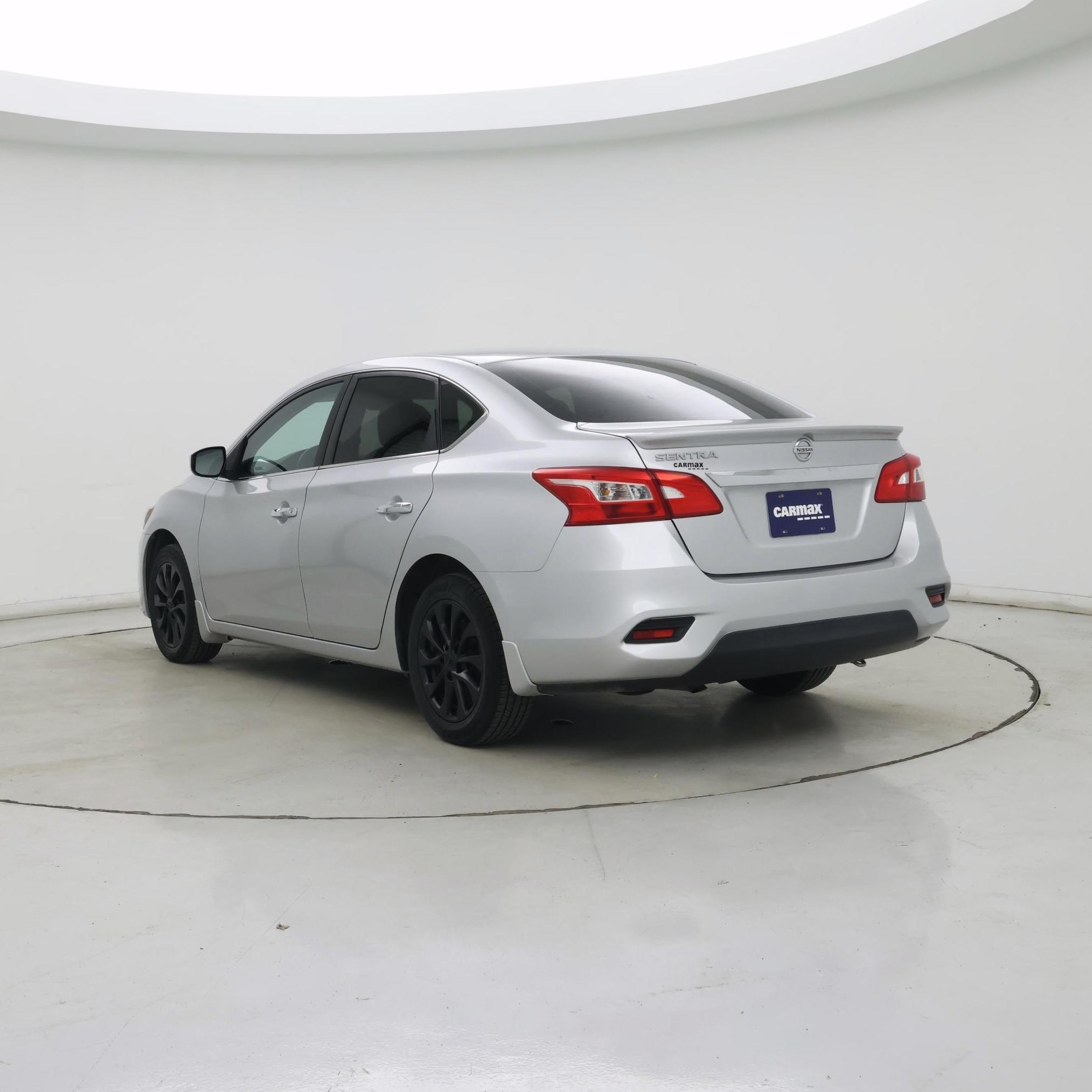 Thumbnail: 2017 Nissan Sentra - 2