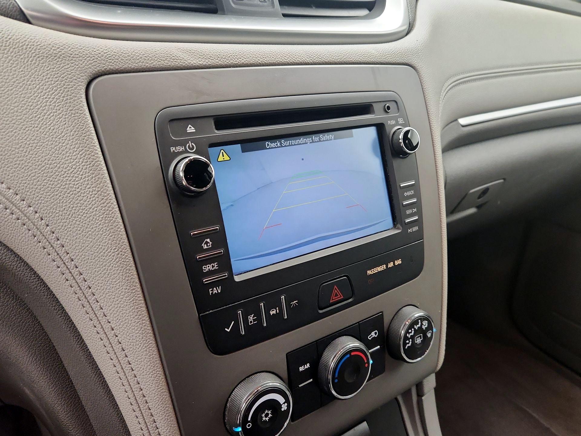 Thumbnail: 2015 Chevrolet Traverse - 14