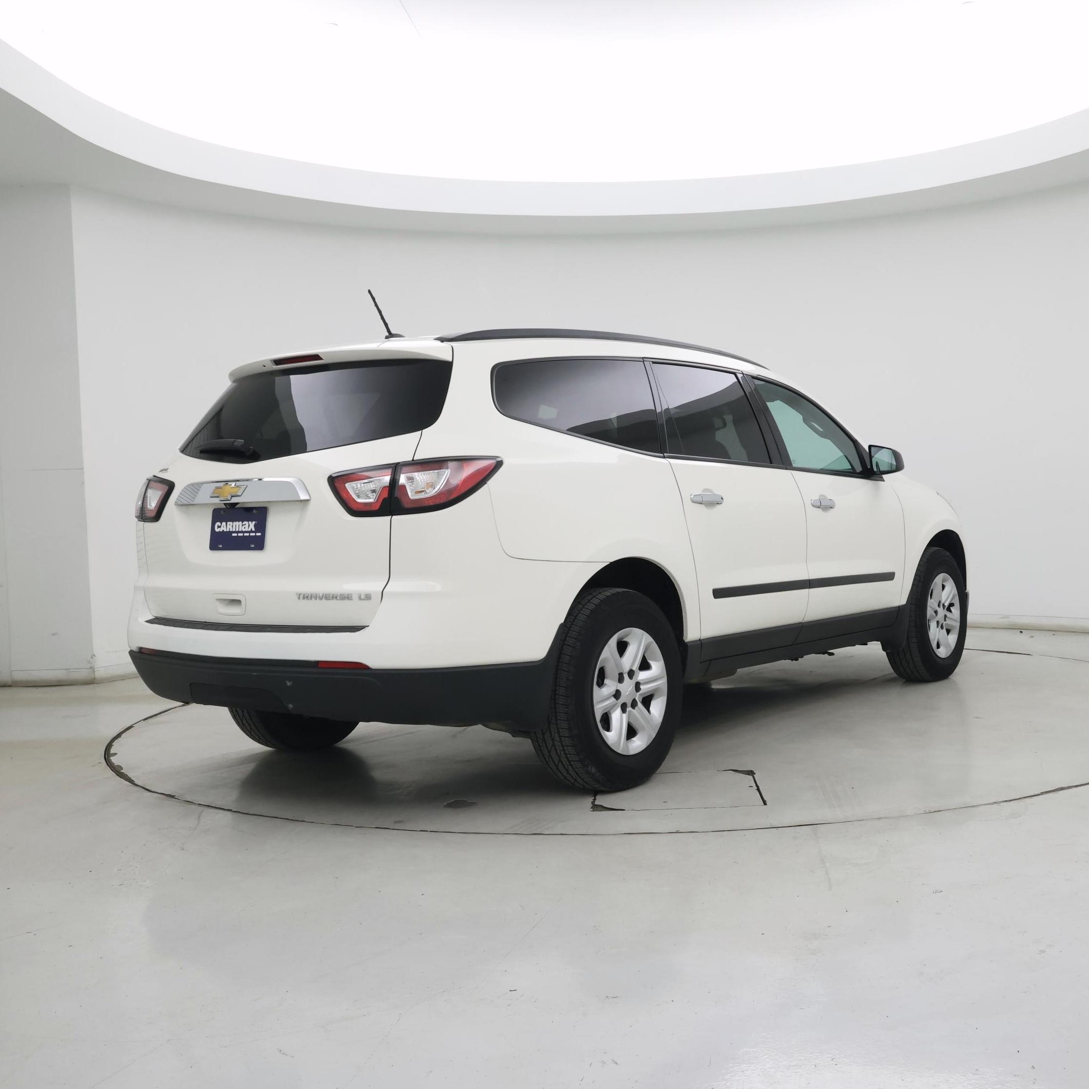 Thumbnail: 2015 Chevrolet Traverse - 8