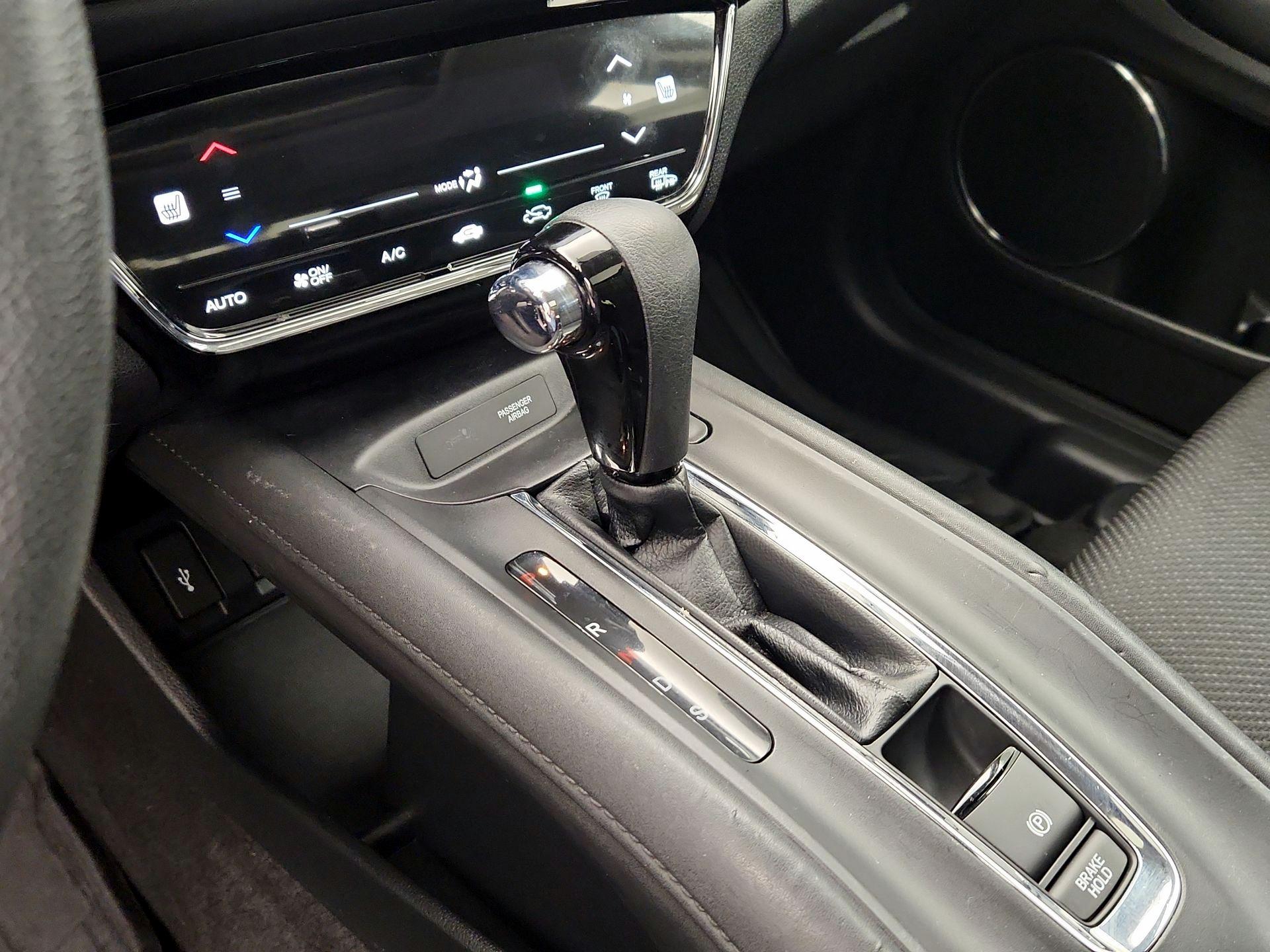 Thumbnail: 2017 Honda HR-V - 17