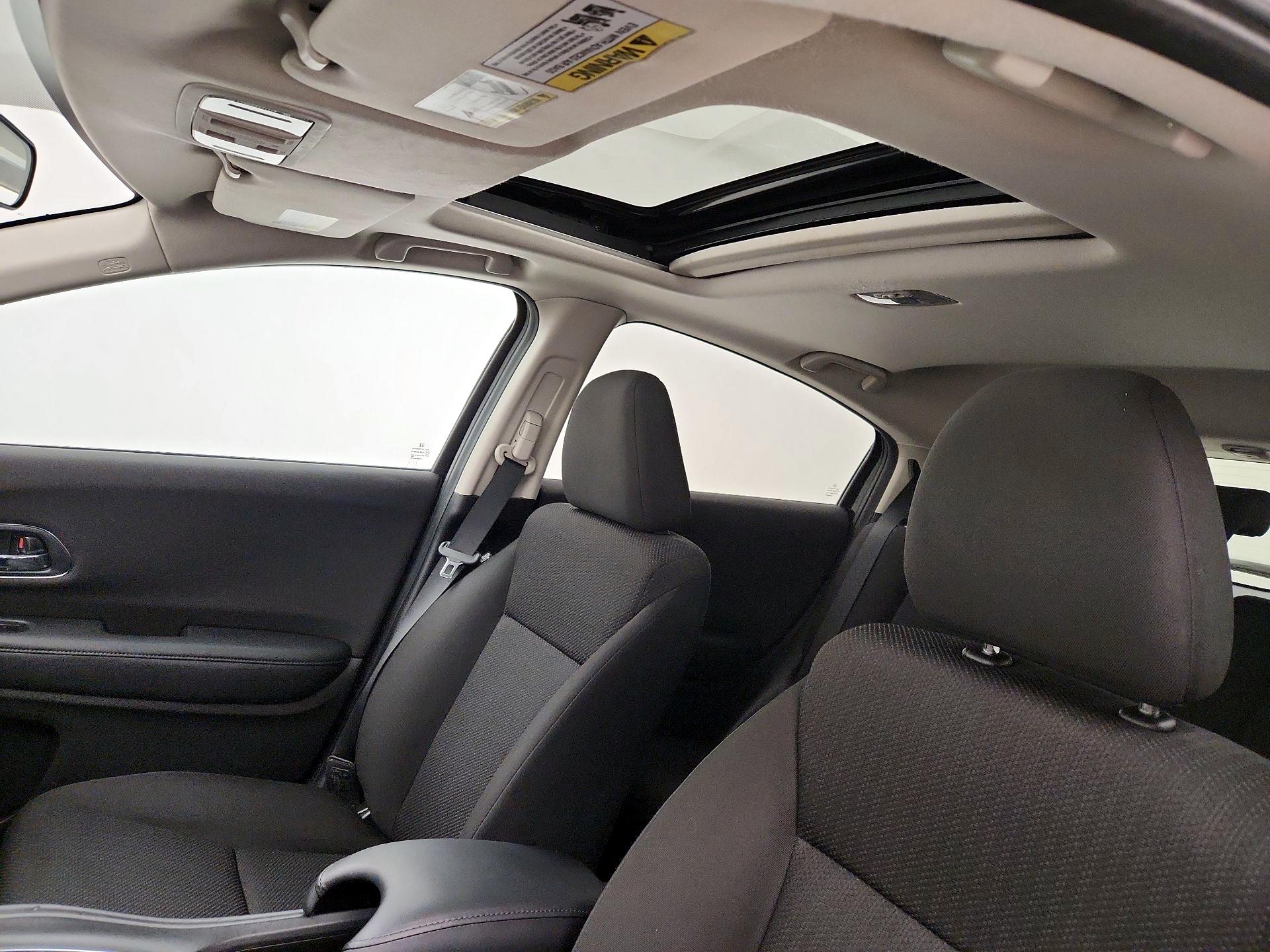 Thumbnail: 2017 Honda HR-V - 19