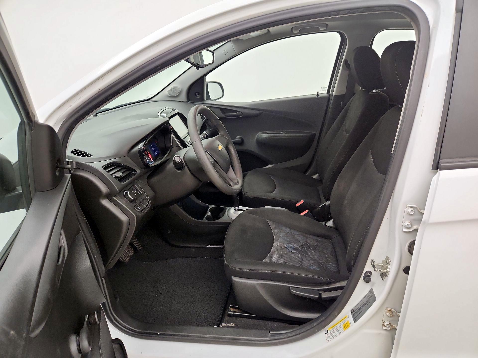 Thumbnail: 2017 Chevrolet Spark - 11