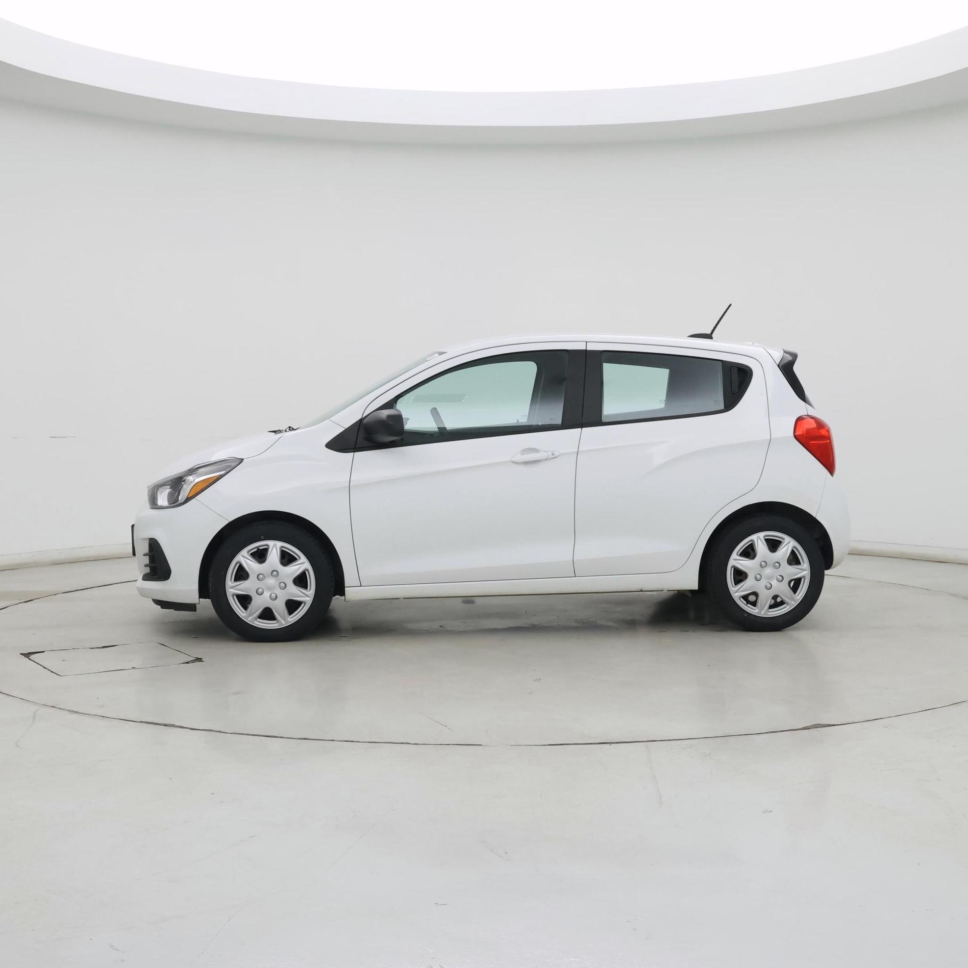 Thumbnail: 2017 Chevrolet Spark - 3